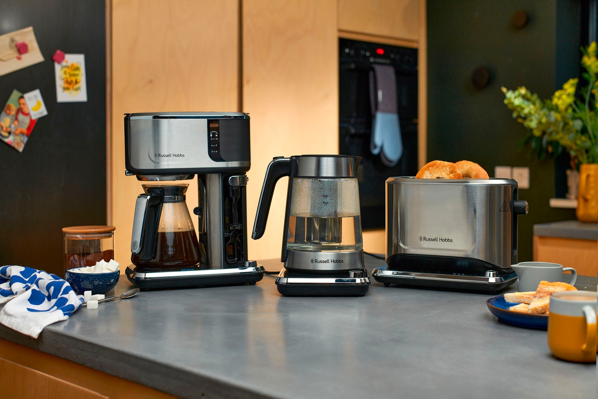 RUSSELL HOBBS 1,25 BAUR 1x4 Coffee »Attentiv Kaffeekanne, l | Papierfilter, 26230-56 Filterkaffeemaschine Bar«