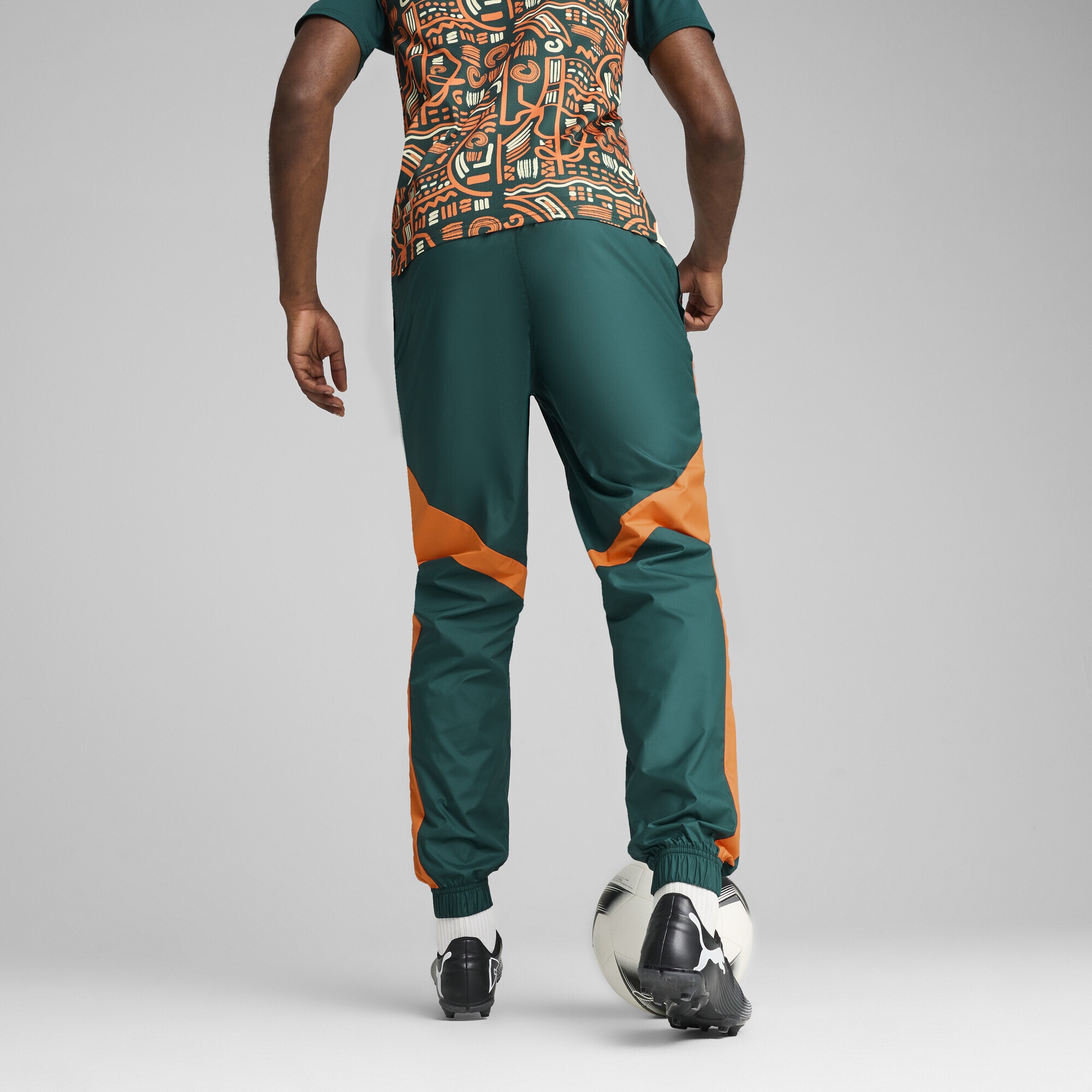 PUMA Sporthose »Elfenbeinküste 2025 Pre-match Gewebte Hose Herren«