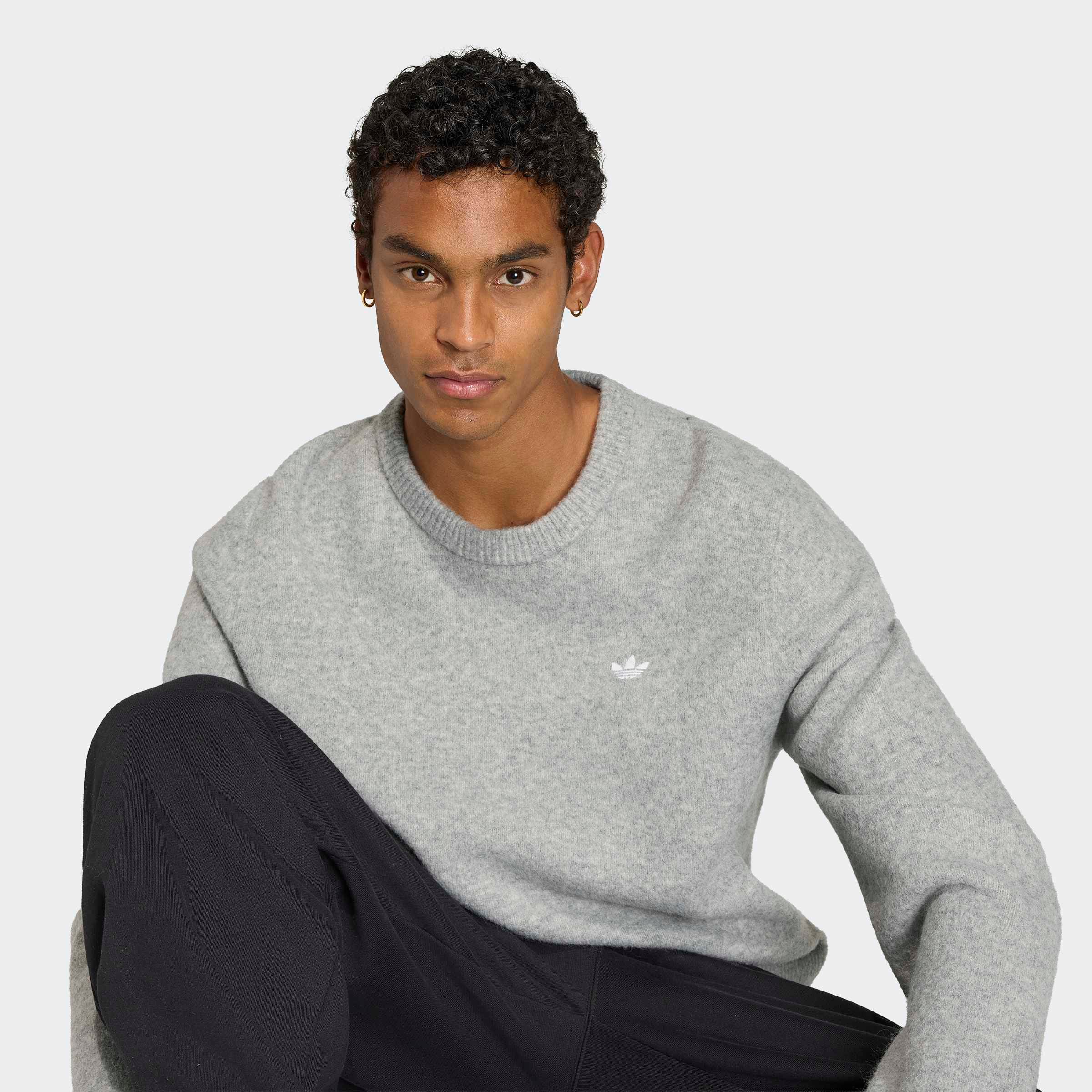adidas Originals Sweatshirt »TREFOIL ESSENTIALS«, sportlich, mit eingestricktem Trefoil Logo

