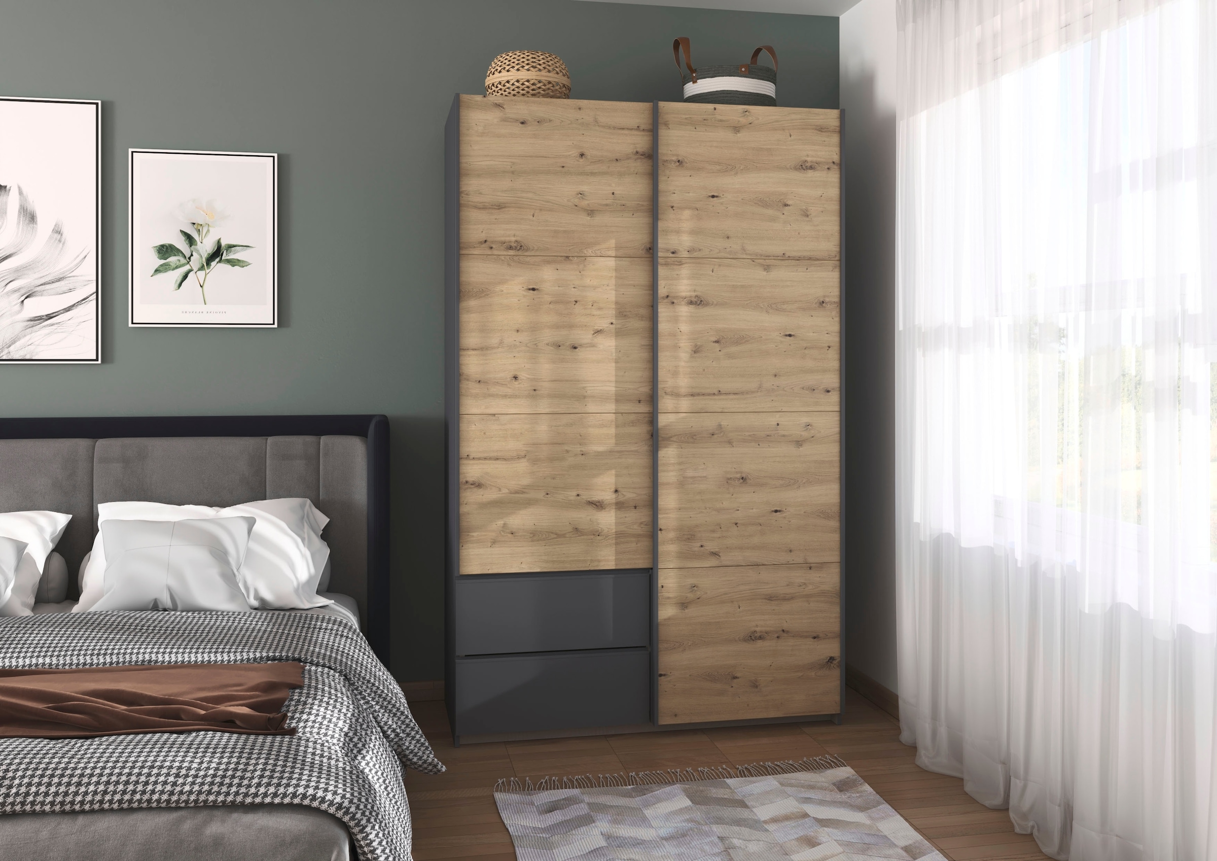 rauch Schwebetürenschrank »Kleiderschrank Schrank Garderobe Wäscheschrank SEVILLA«, (in 3 verschiedenen Ausstattungen BASIC/CLASSIC/PREMIUM), Metall-Griffleisten alufarben oder Graumetallic MADE IN GERMANY