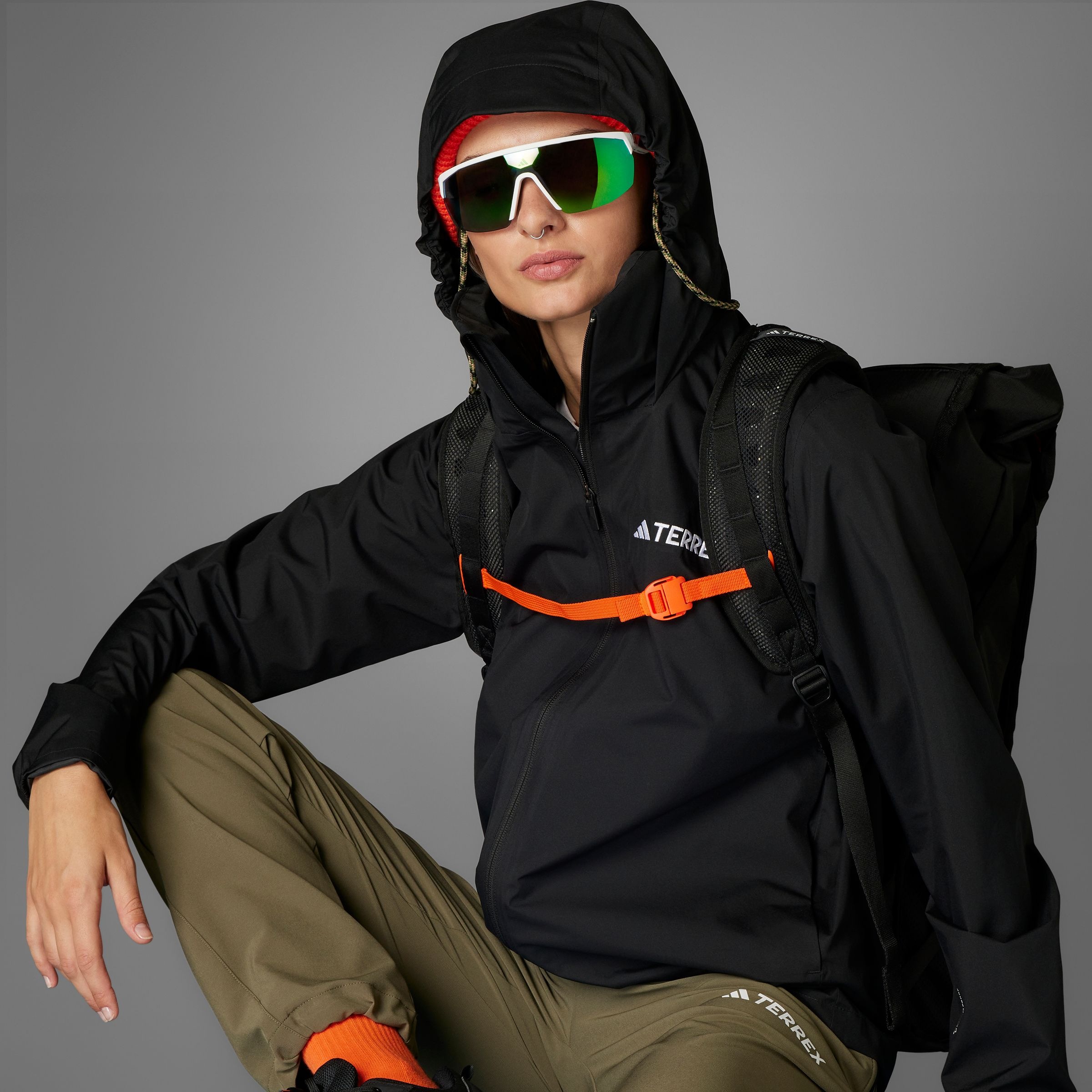 adidas TERREX Outdoorjacke »W MT ESS 2L R J«