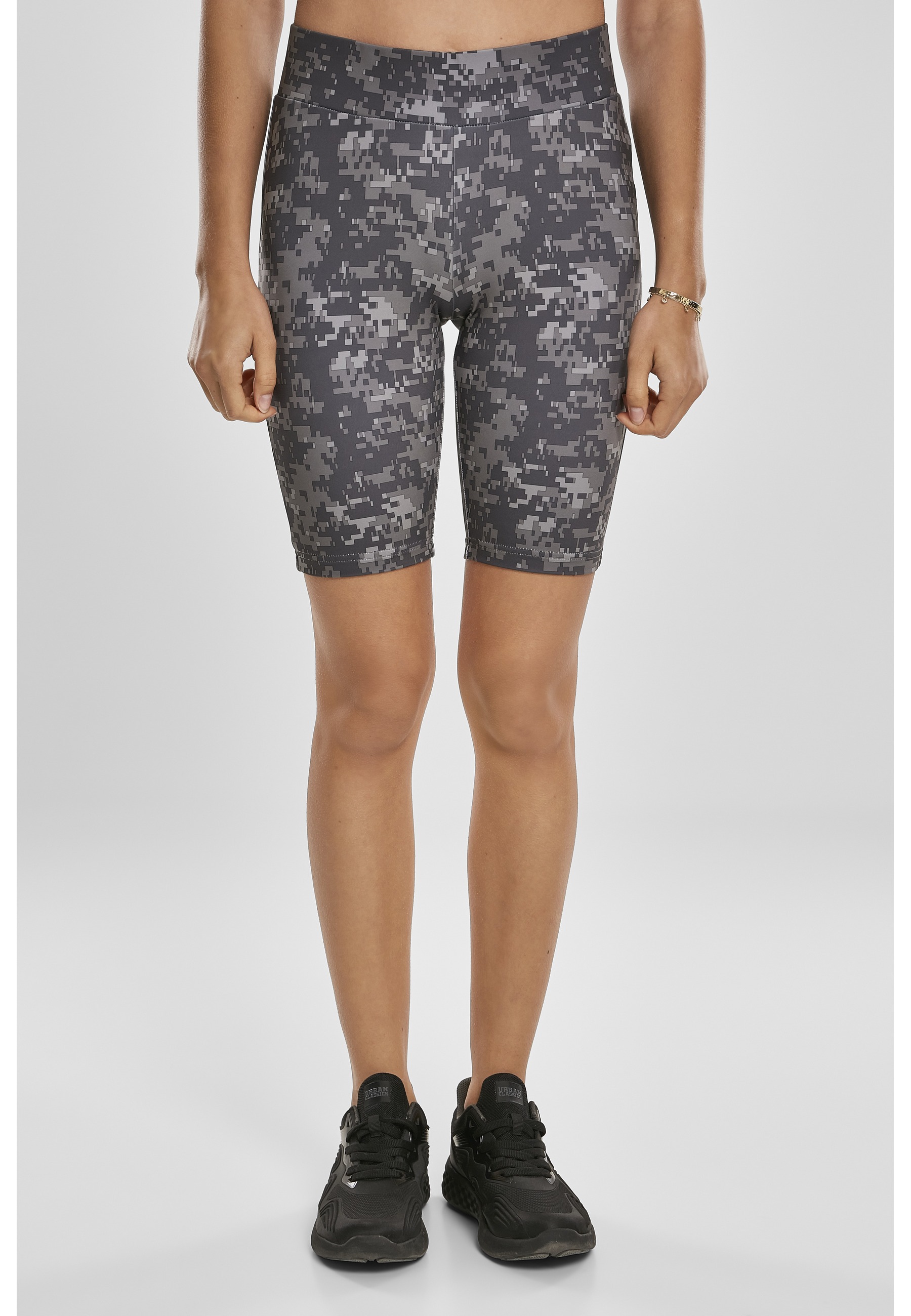 URBAN CLASSICS Stoffhose »Urban Classics Damen Ladies High Waist Camo Tech Cycle Shorts«