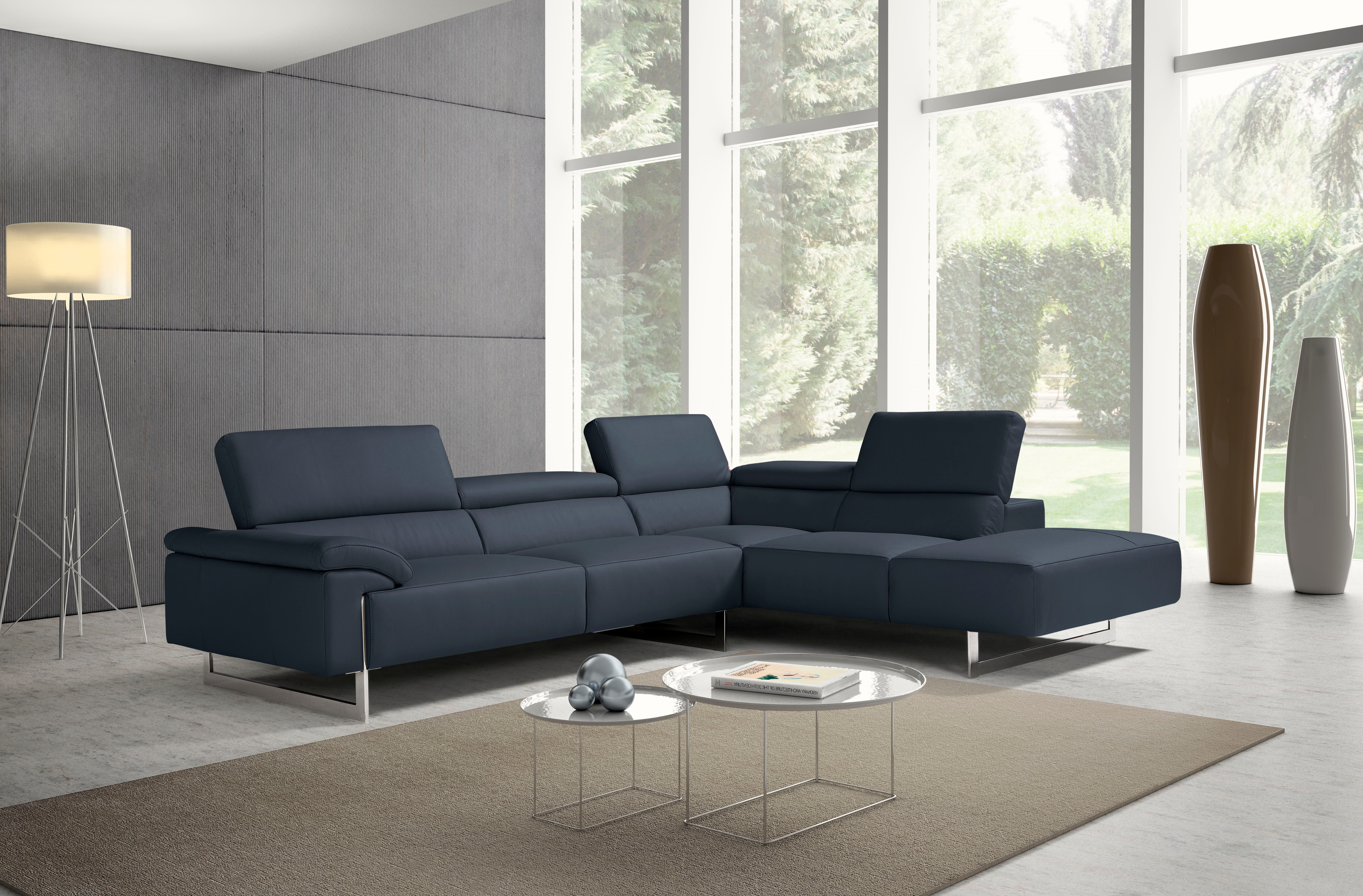 Egoitaliano Ecksofa "Malika, elegant und bequem, Designsofa, L-Form" mit Ottomane, inkl. Kopfteilverstellung und chromfarbenen Metallfüßen