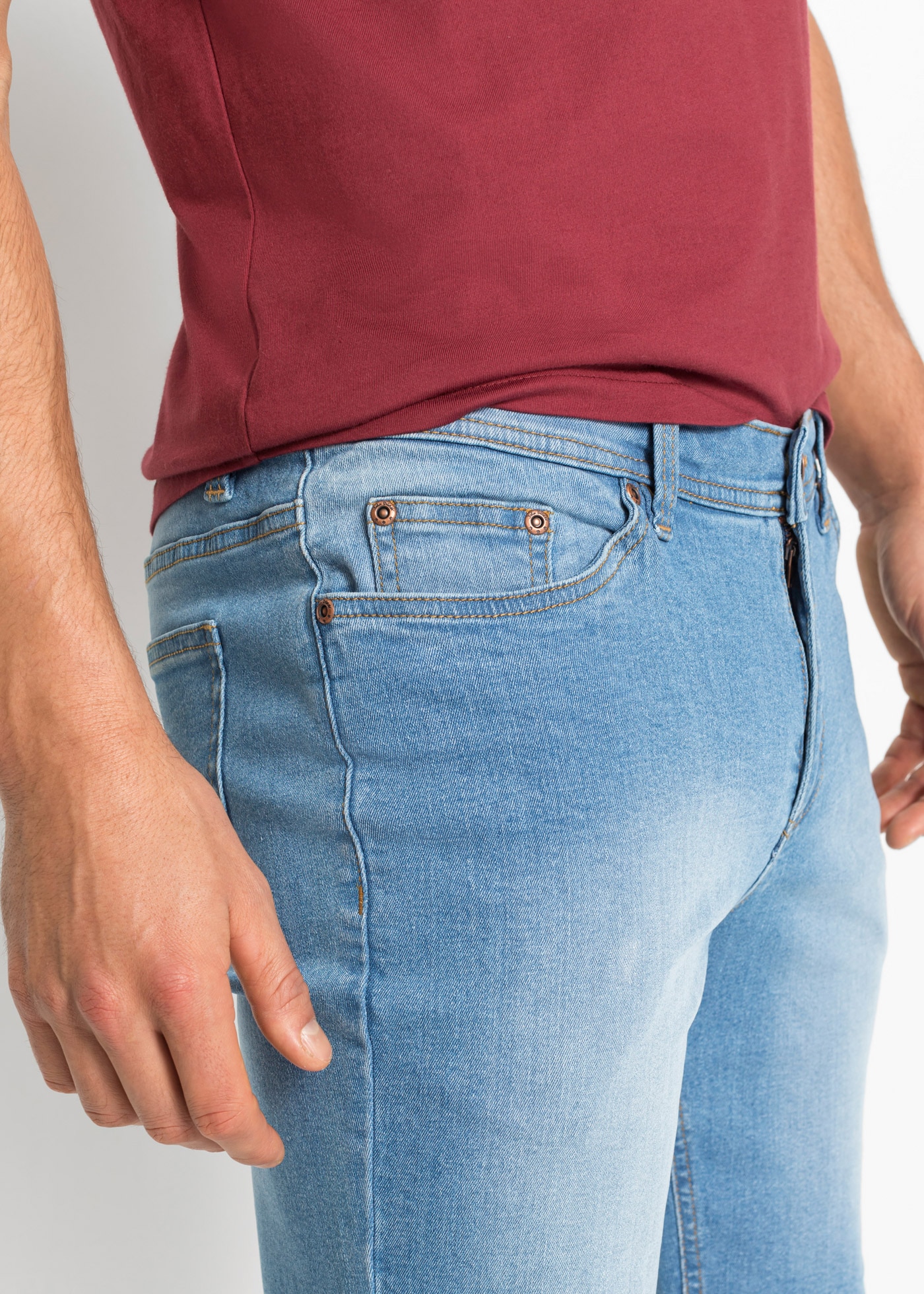 bonprix Jeansbermudas Packung, 2 mit Elasthan-Anteil, im Straight Fit, mit Used-Effekten, 5-Pocket-Form