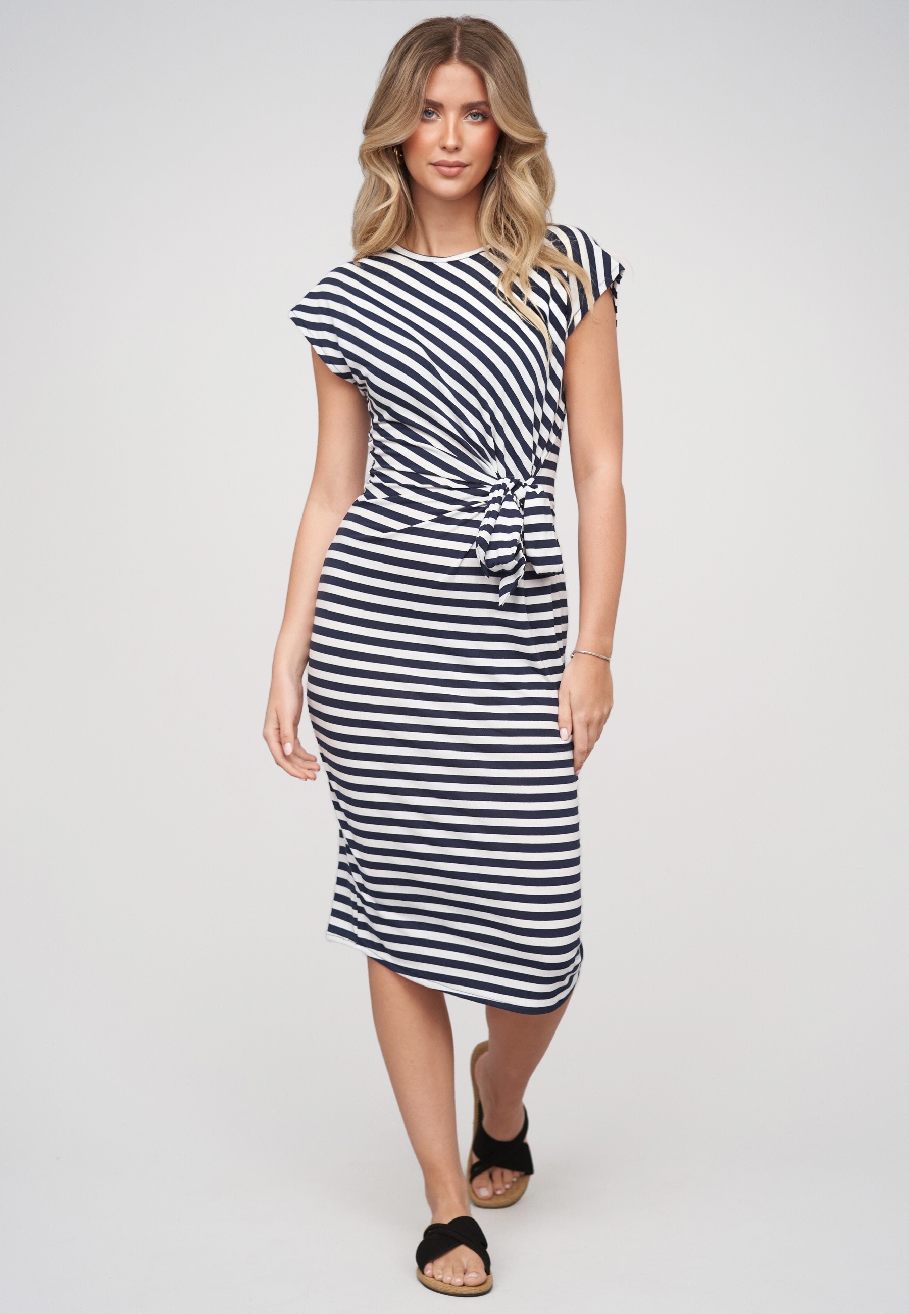 CLOUD 5IVE A-Linien-Kleid »CLOUD 5IVE Tie-Waist Dress« 1 tlg.