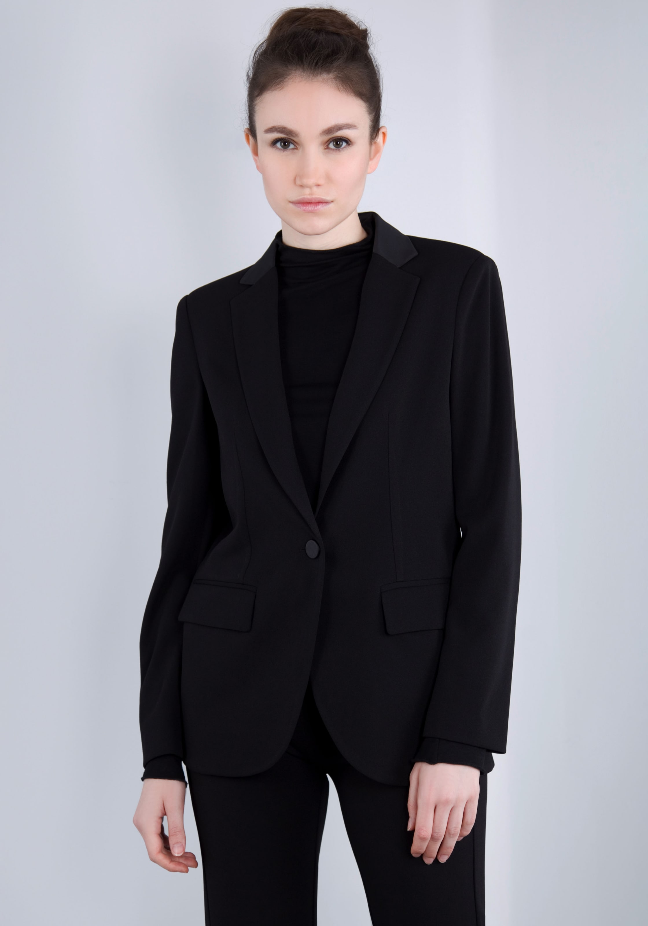 IMPERIAL Longblazer, mit Satindetails und Stretch