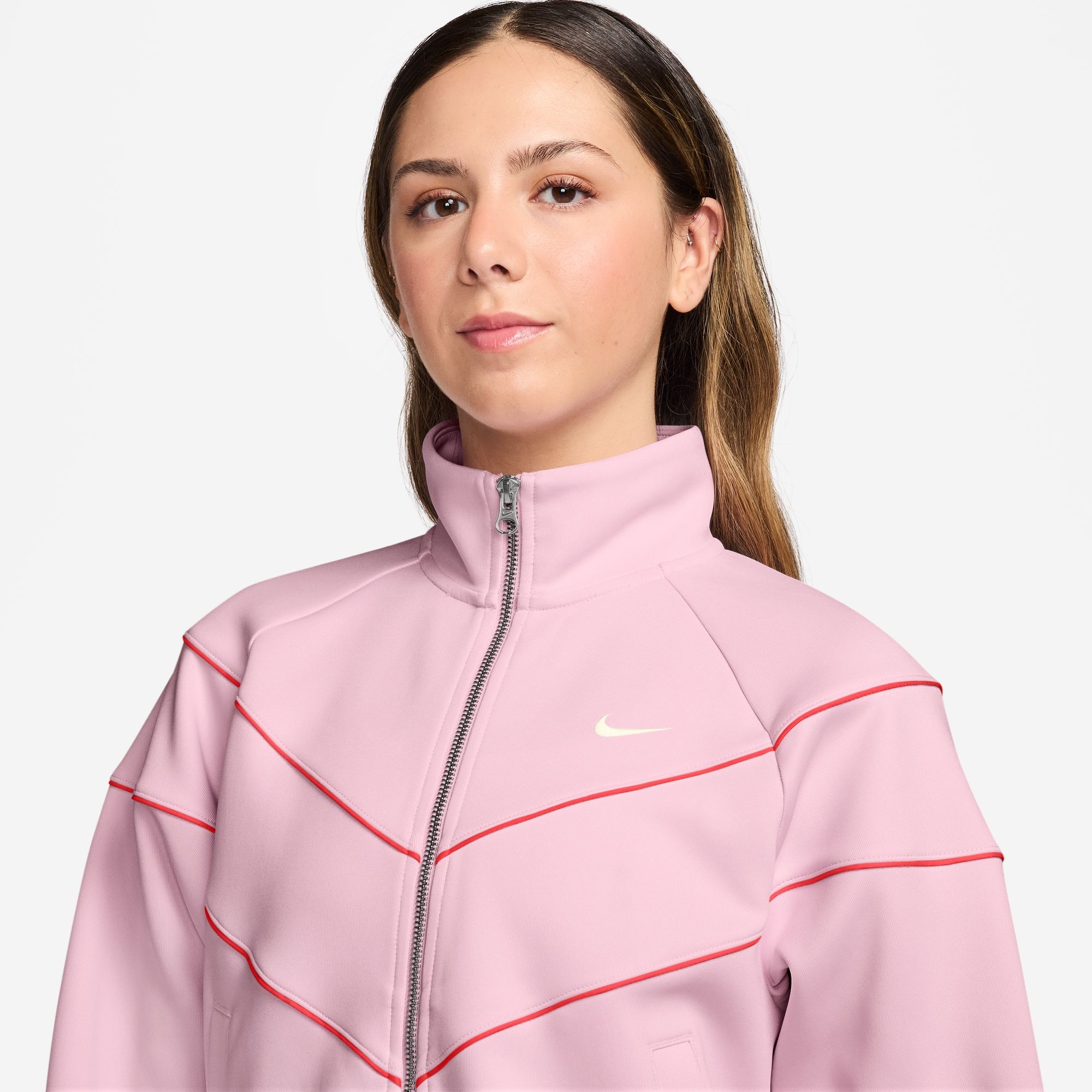 Nike Sportswear Trainingsjacke »W NSW NK WR POLY KNIT JKT« sportlicher Stil, mit Stehkragen, wasserabweisend, windabweisend
