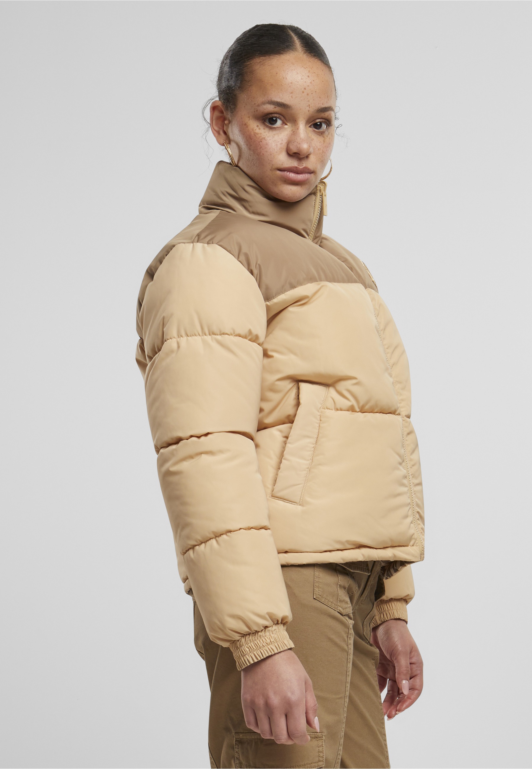 Karl Kani Winterjacke »Karl Kani Karl Kani OG Revsersible Puffer Jacket« 1 Stk. tlg. ohne Kapuze