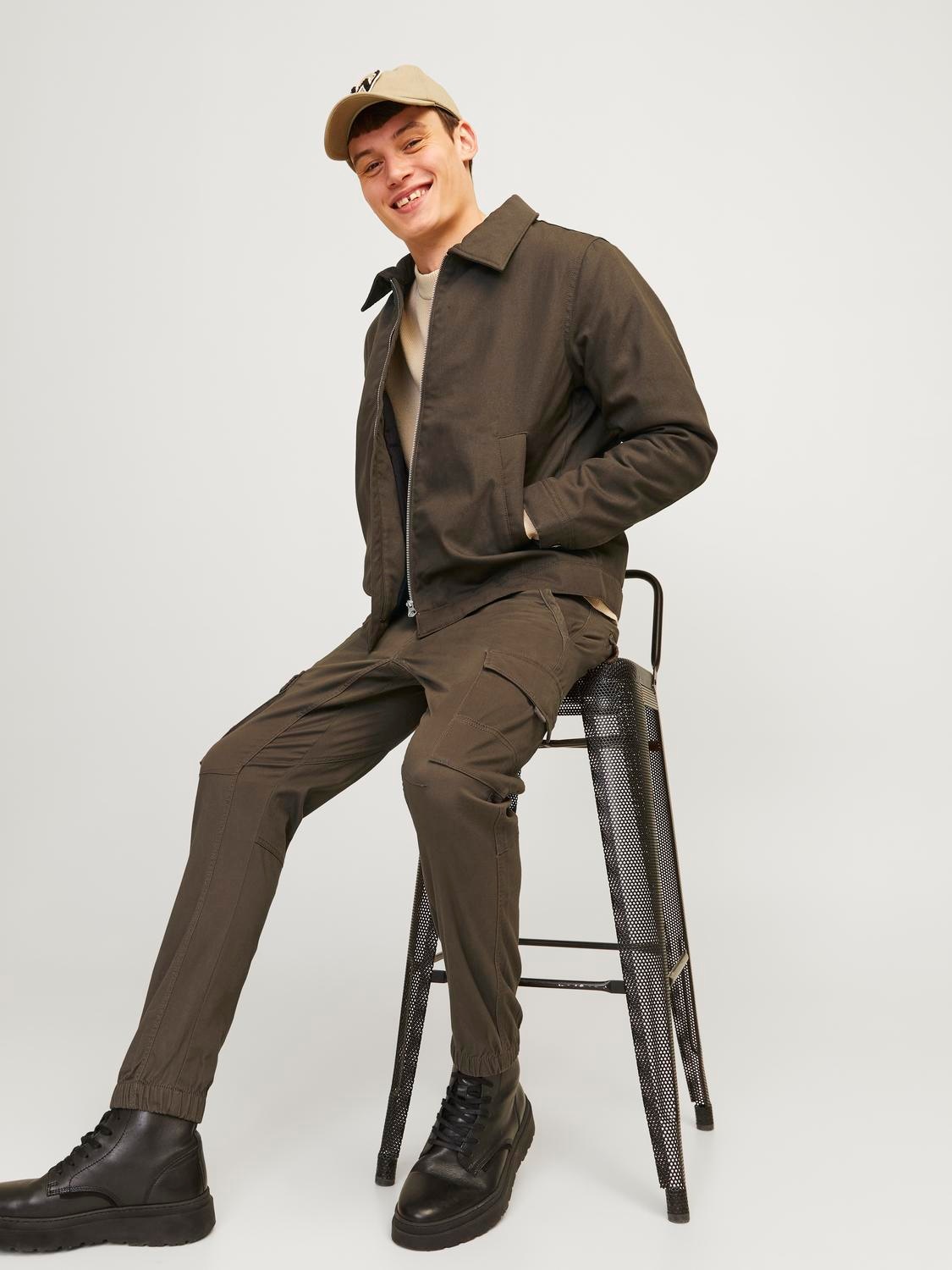 Jack & Jones Cargohose »JPSTPAUL JJFLAKE CARGO NOOS«, mit Beintaschen