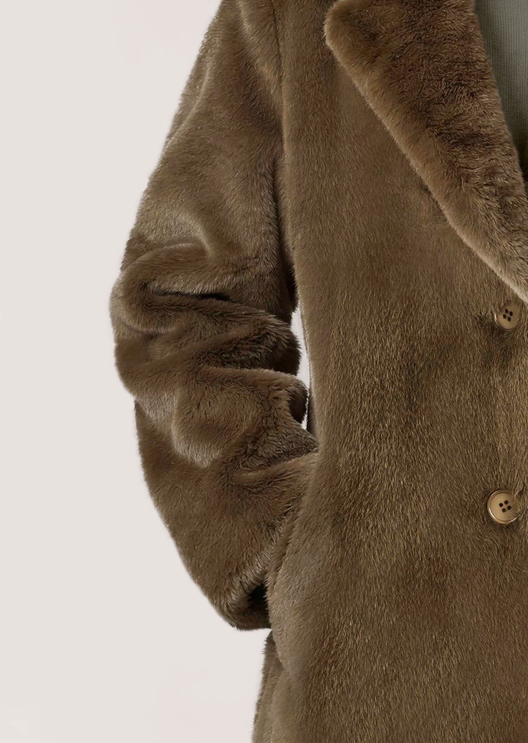 MADELEINE Langmantel »Mantel Webpelzmantel in Oversize-Form«