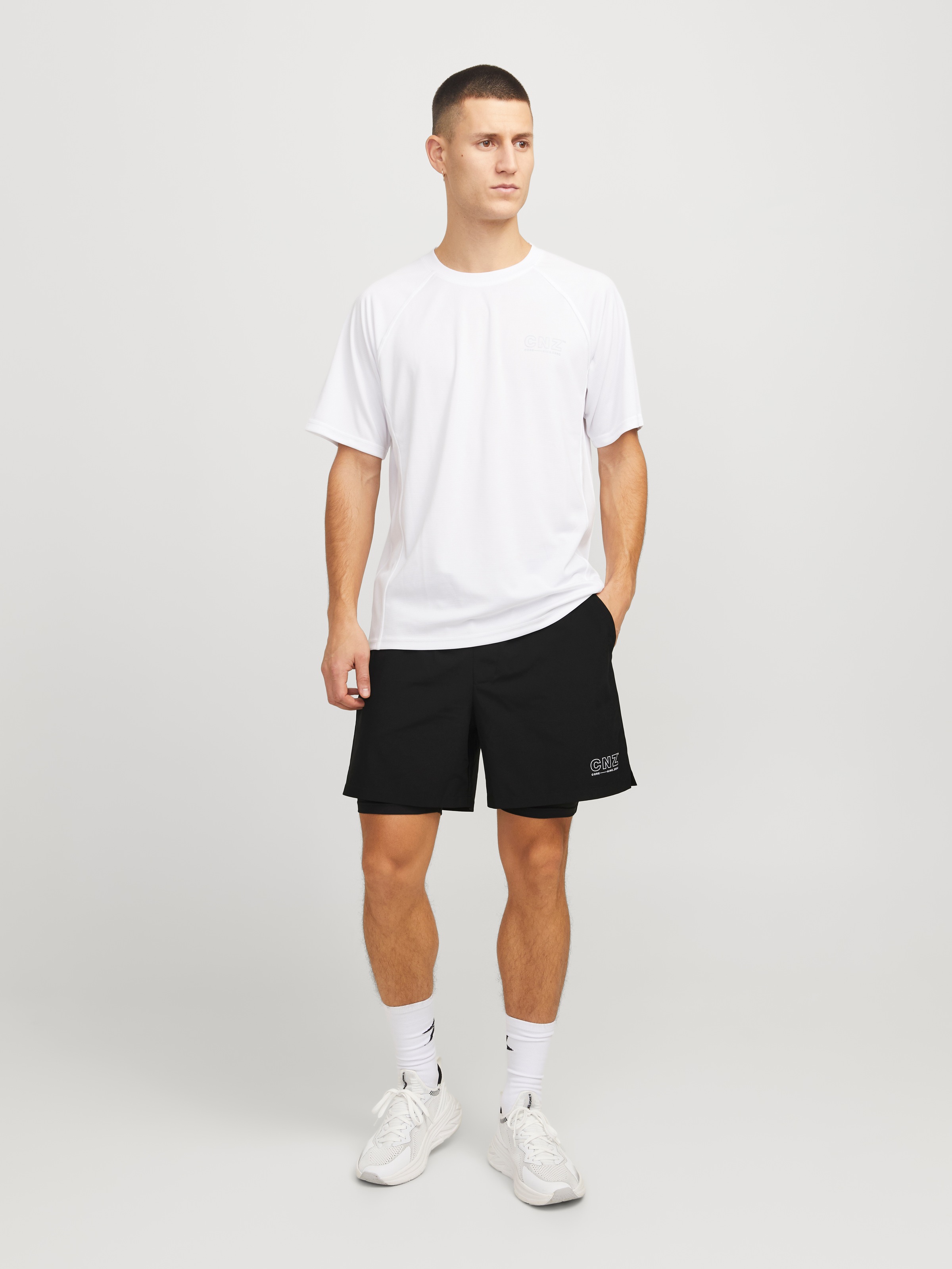 Jack & Jones Trainingsshorts »JCOCNZ SHORTS WITH INNER TIGHTS NOOS«