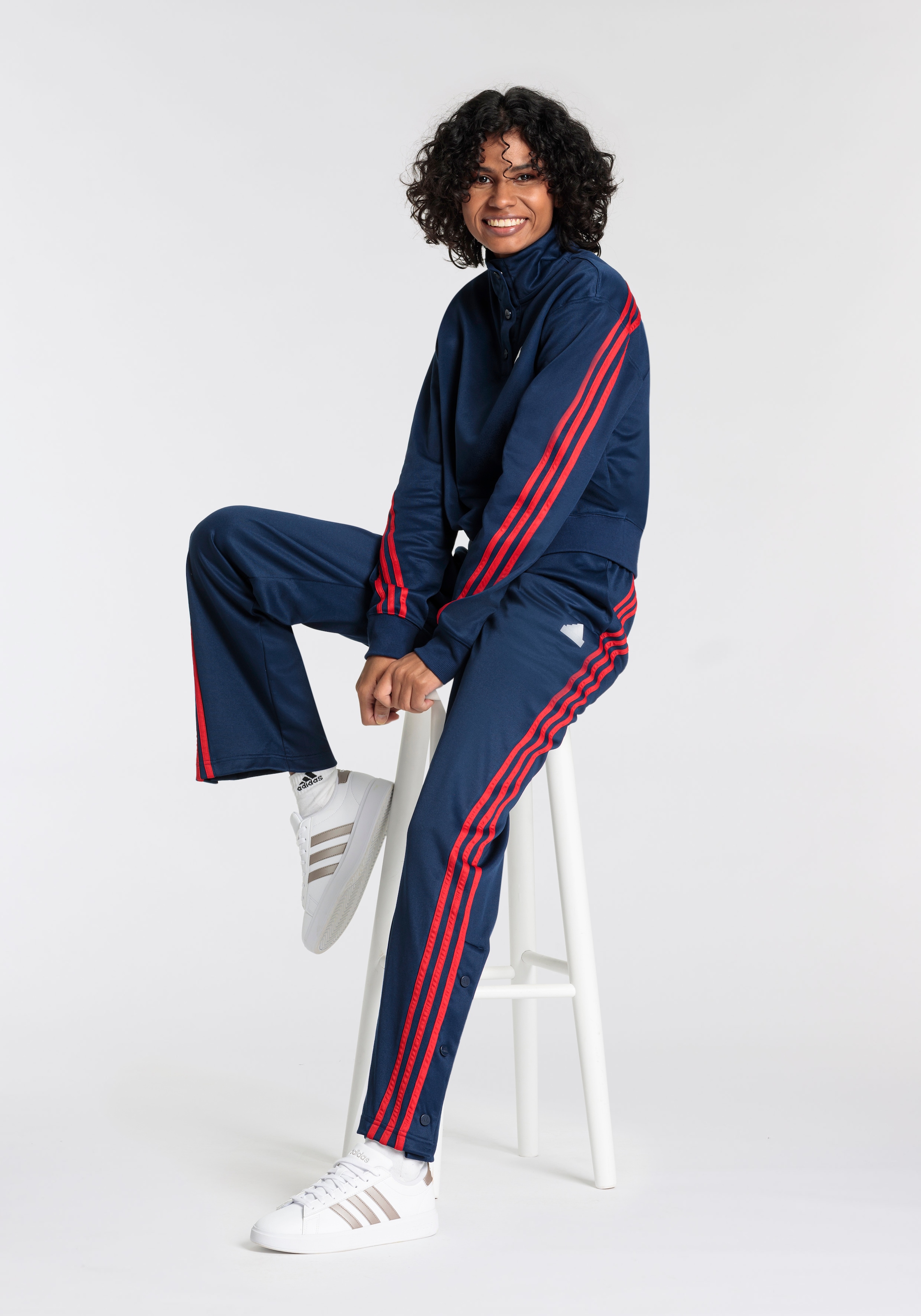 adidas Sportswear Sweatjacke "W ICONIC 3S TT" 1 Stk. tlg. günstig online kaufen