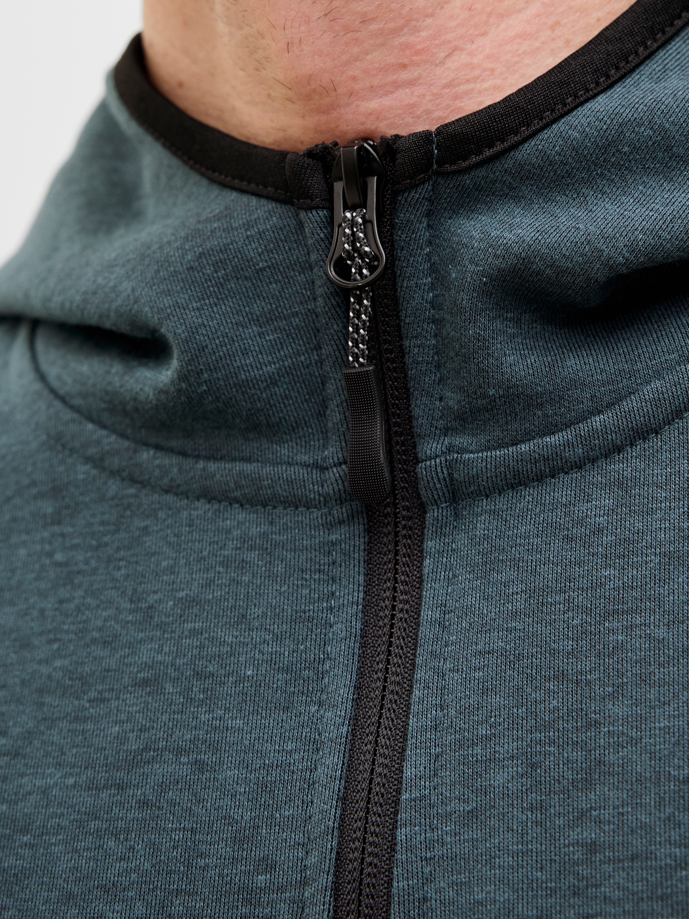 Jack & Jones Sweatjacke »JCOFUSION SWEAT ZIP HOOD NOOS«