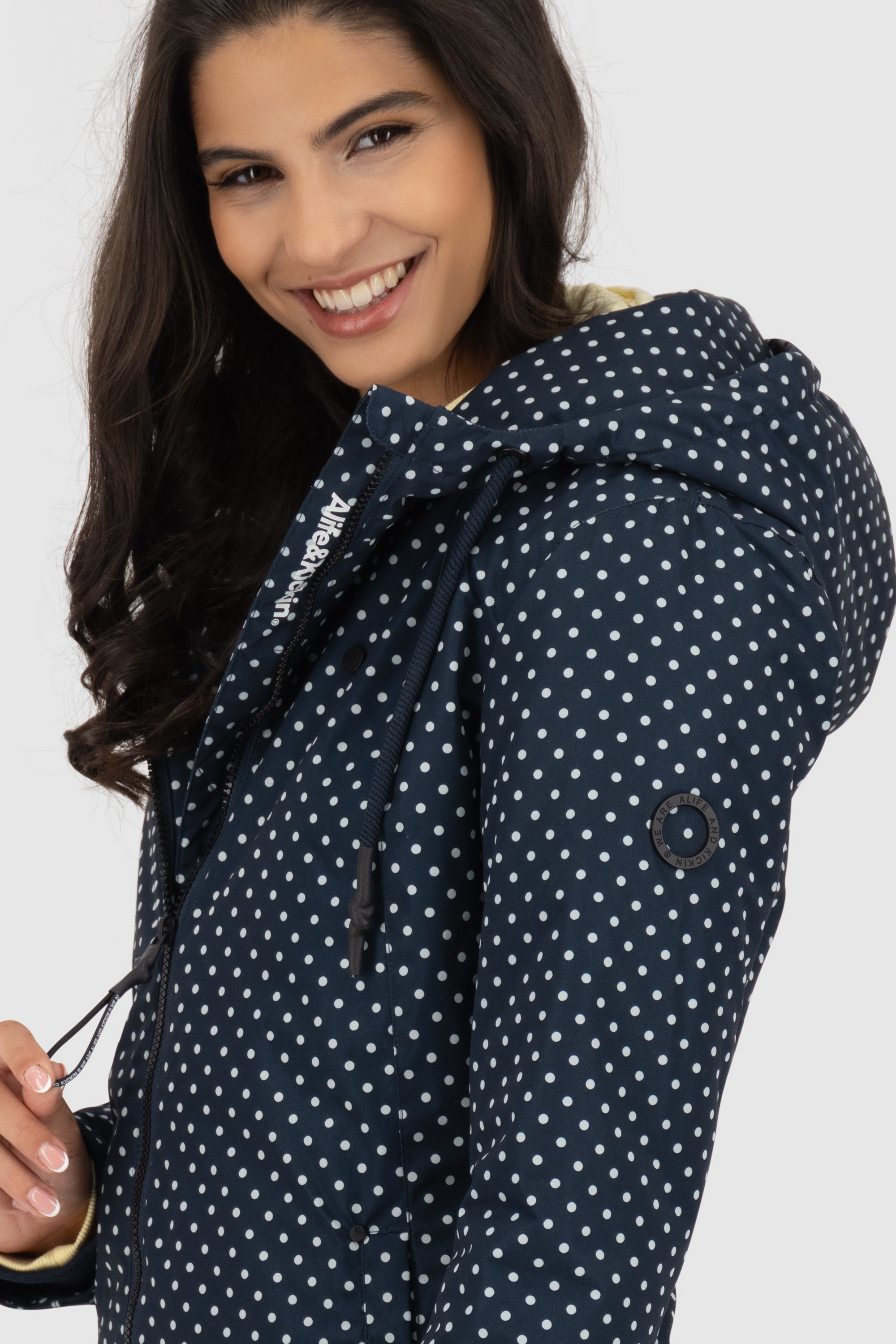 Alife & Kickin Winterjacke »Damen LilouAK B«, Warm gefütterte Jacke mit flauschigen Teddyfell Innenfutter