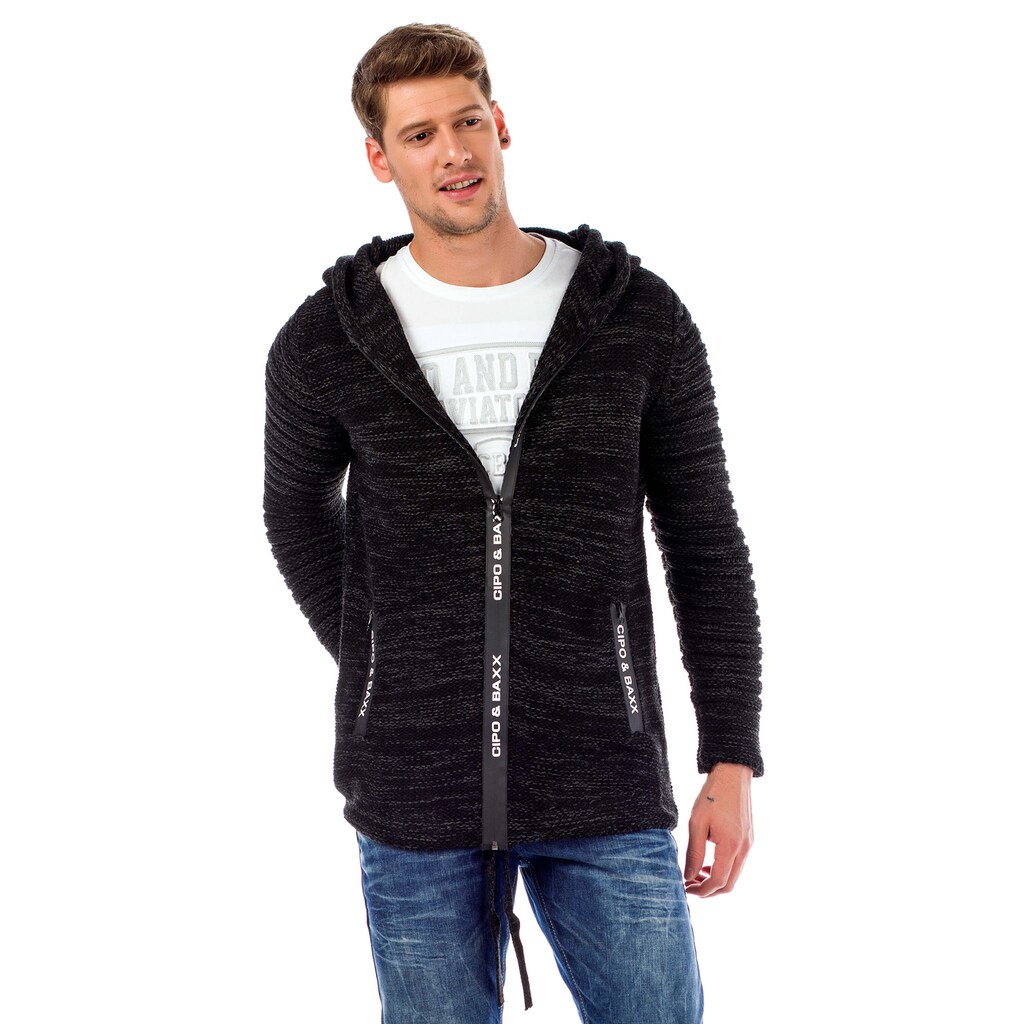 Cipo & Baxx Strickjacke, mit gemütlicher Kapuze