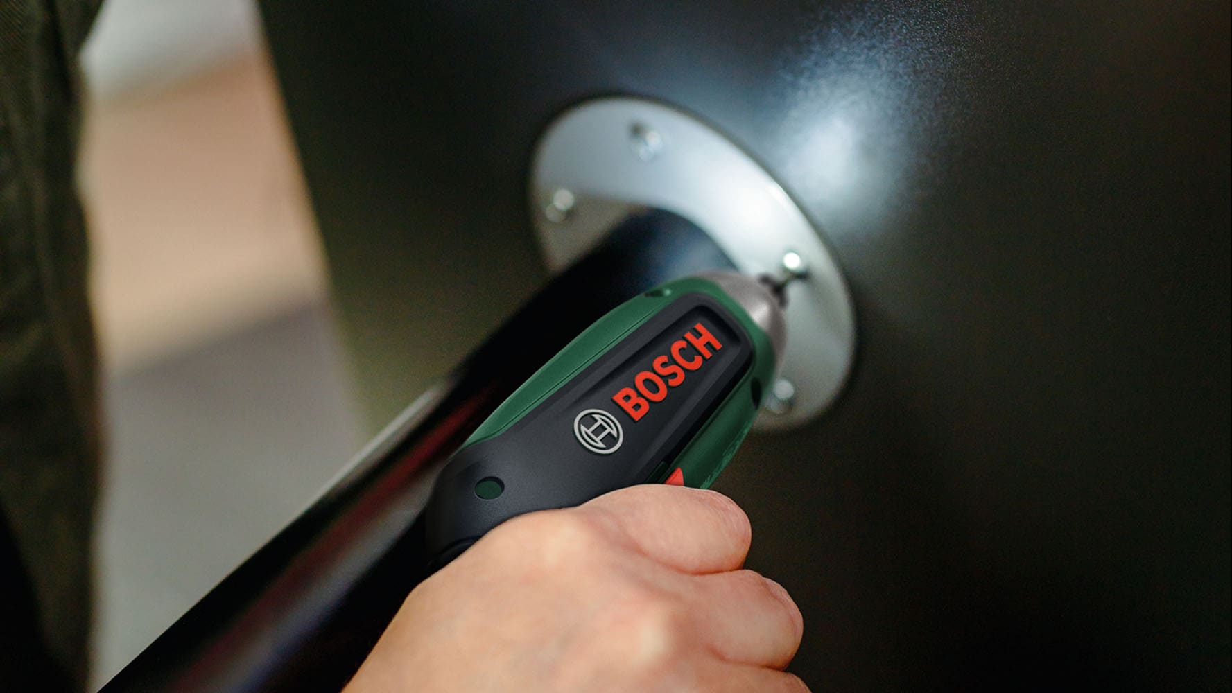 Bosch Home & Garden Akku-Schrauber »IXO 8 Basic, 1 x Akku BA 4V 2.0Ah, Aufbewahrungsbox« Inkl. Akku