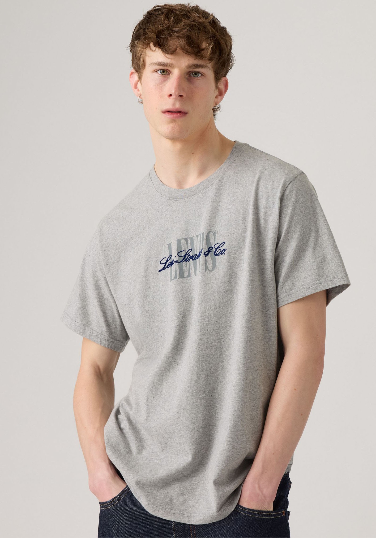 Levis T-Shirt "RELAXED FIT TEE" mit Logoschriftzug günstig online kaufen