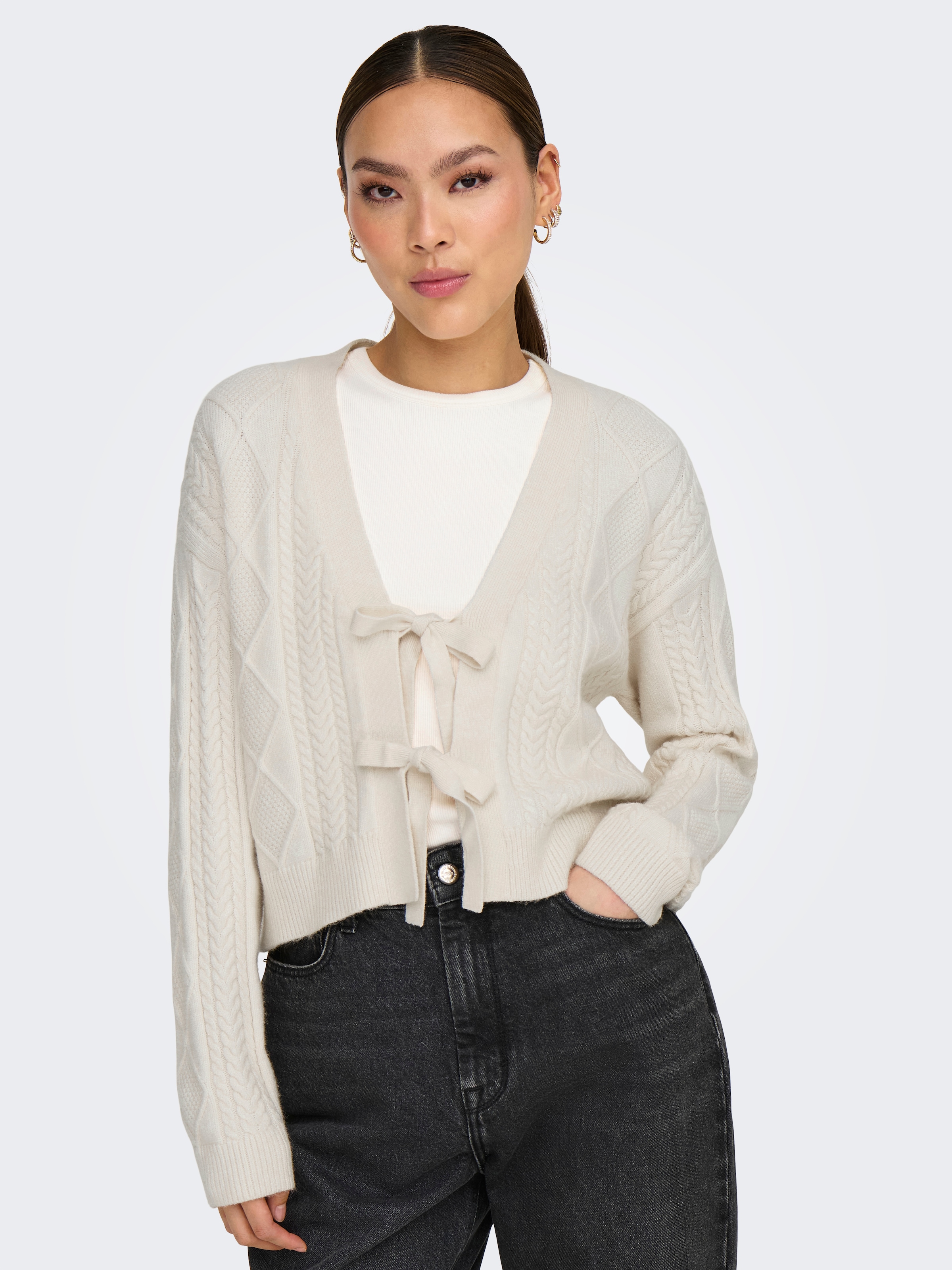 ONLY Strickjacke "ONLFIA LS STRING CARDIGAN KNT NCA" Viskosemischung, regul günstig online kaufen