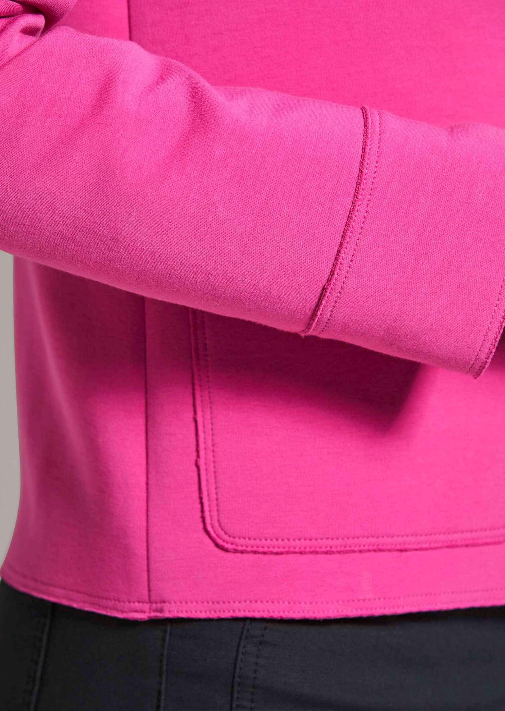 MADELEINE Outdoorjacke »Jacke Trendstarke Kurzjacke mit Kettenaufhänger«