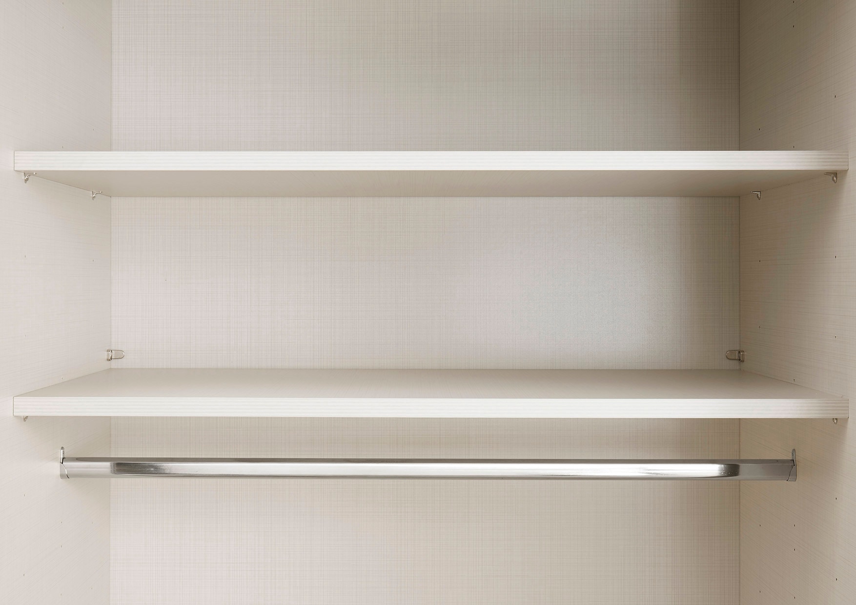 STAUD Schwebetürenschrank »Includo_Minisystem_07_2-türig, Made in Germany«, Mit vier verschiedenen Ausstattungsvarianten