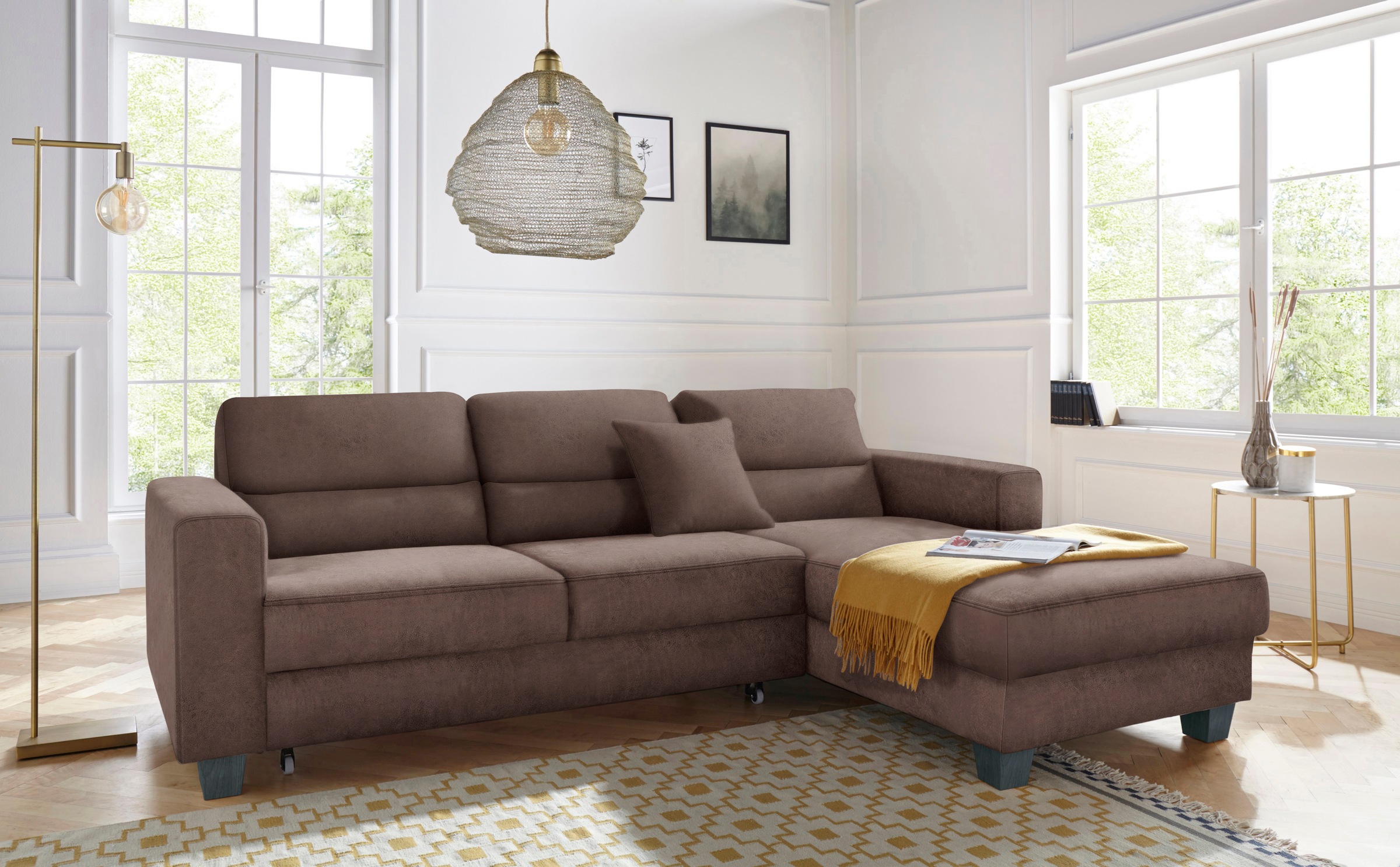 TRENDMANUFAKTUR Ecksofa »Chamber, zeitlos und modern, bequem mit hohem Sitzkomfort, L-Form«, inklusive einer Kopfstütze, wahlweise mit Schlaffunktion