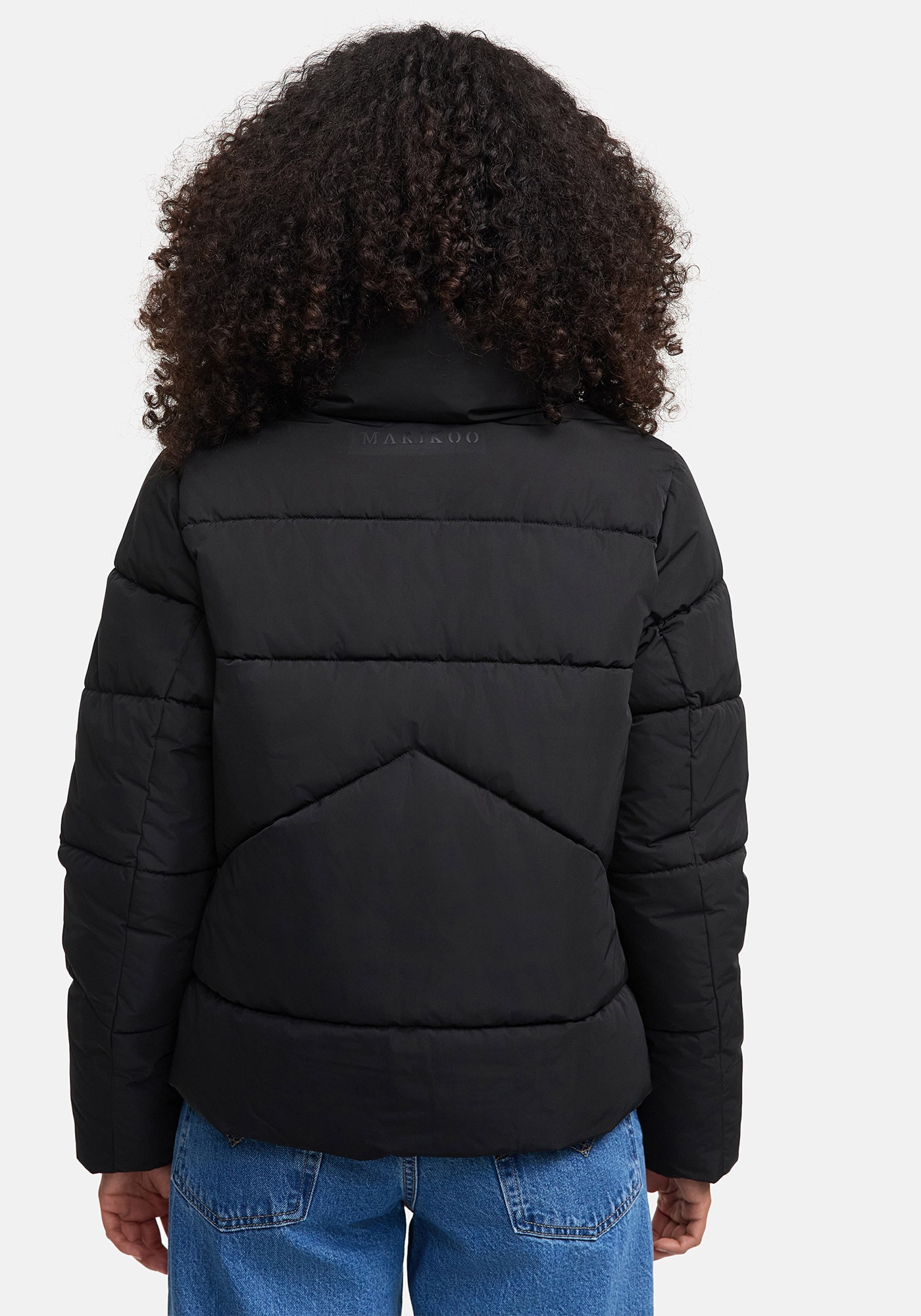 Marikoo Winterjacke »Jalliaa«, mit schönem Steppdesign