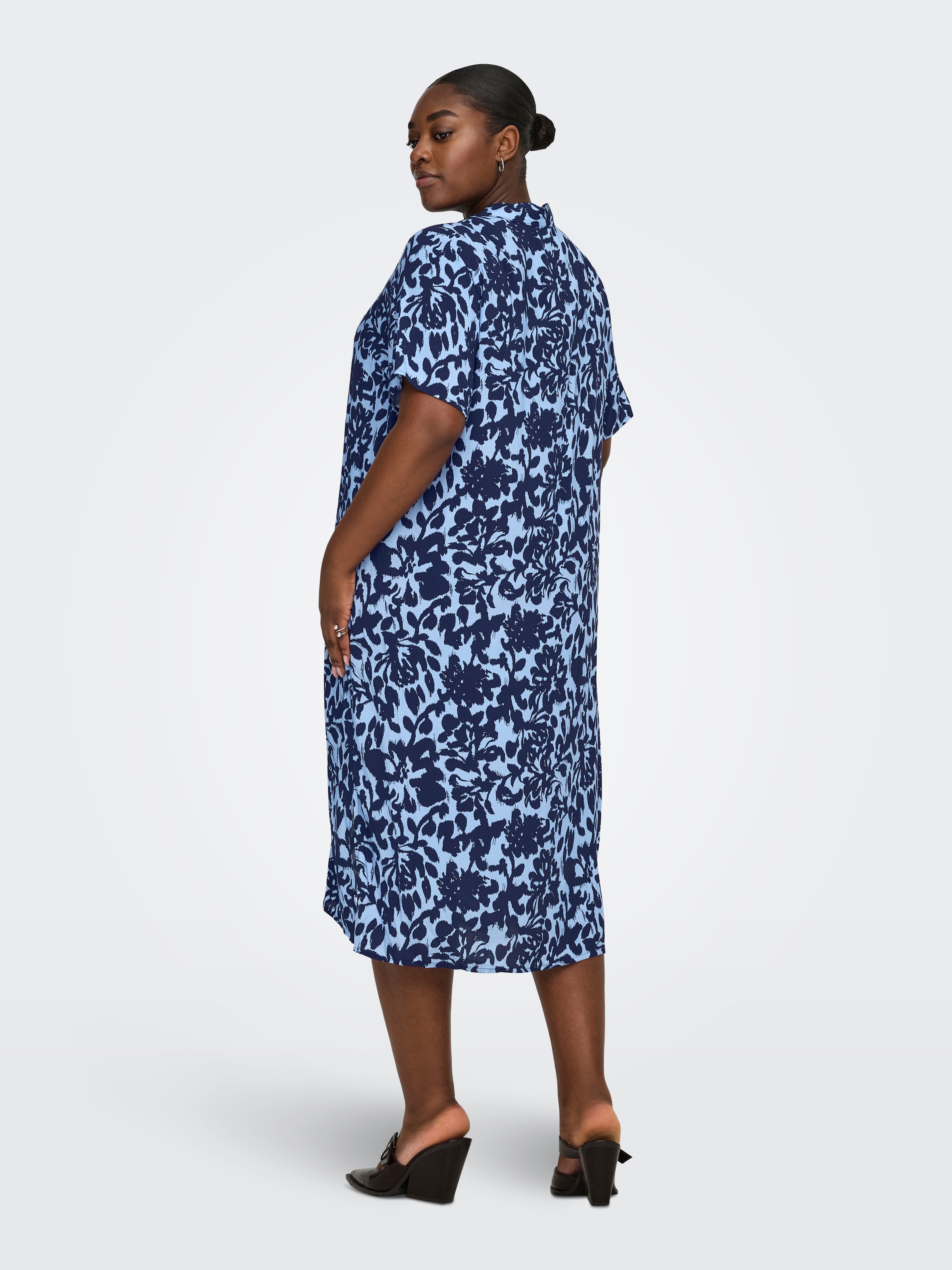 ONLY CARMAKOMA Blusenkleid »CARYASMIN S/S SHIRT DRESS WVN NOOS«