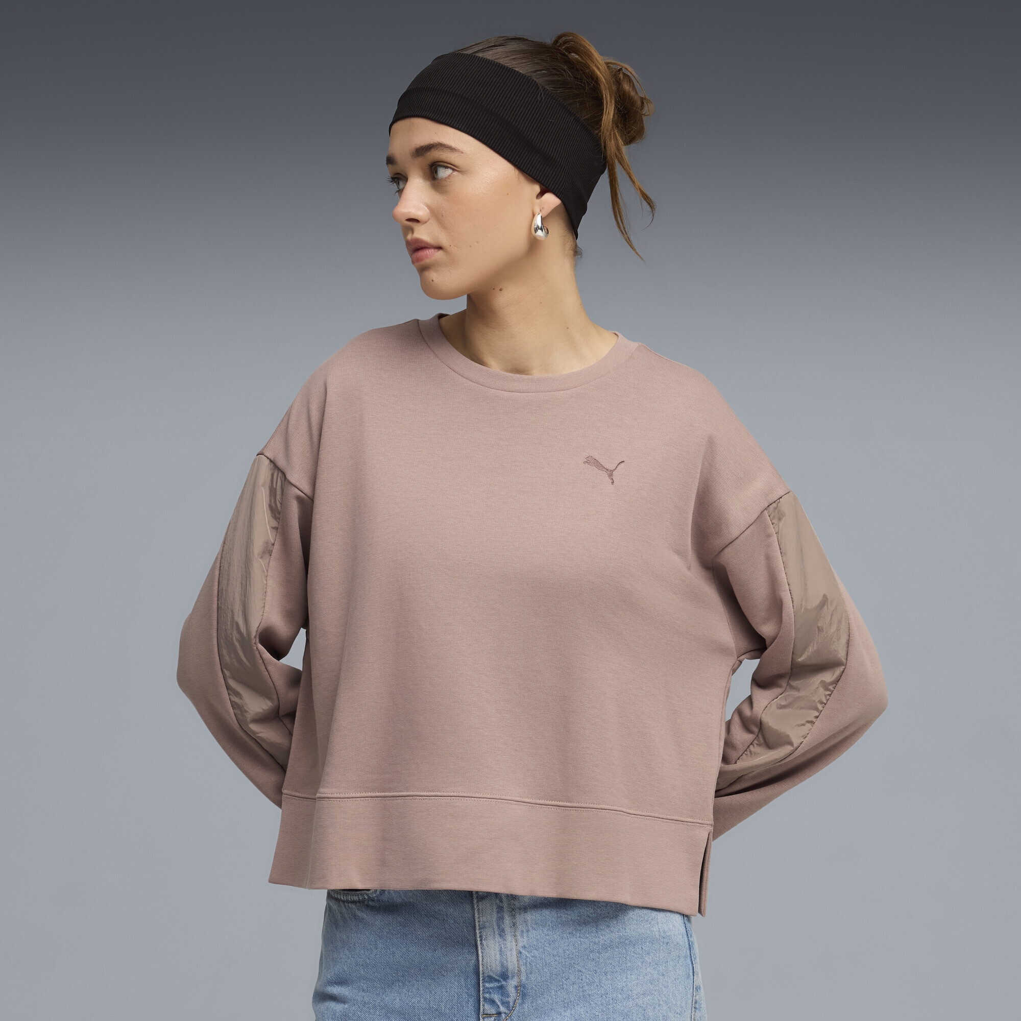 PUMA Sweatshirt »HER Relaxed Sweatshirt Damen«
