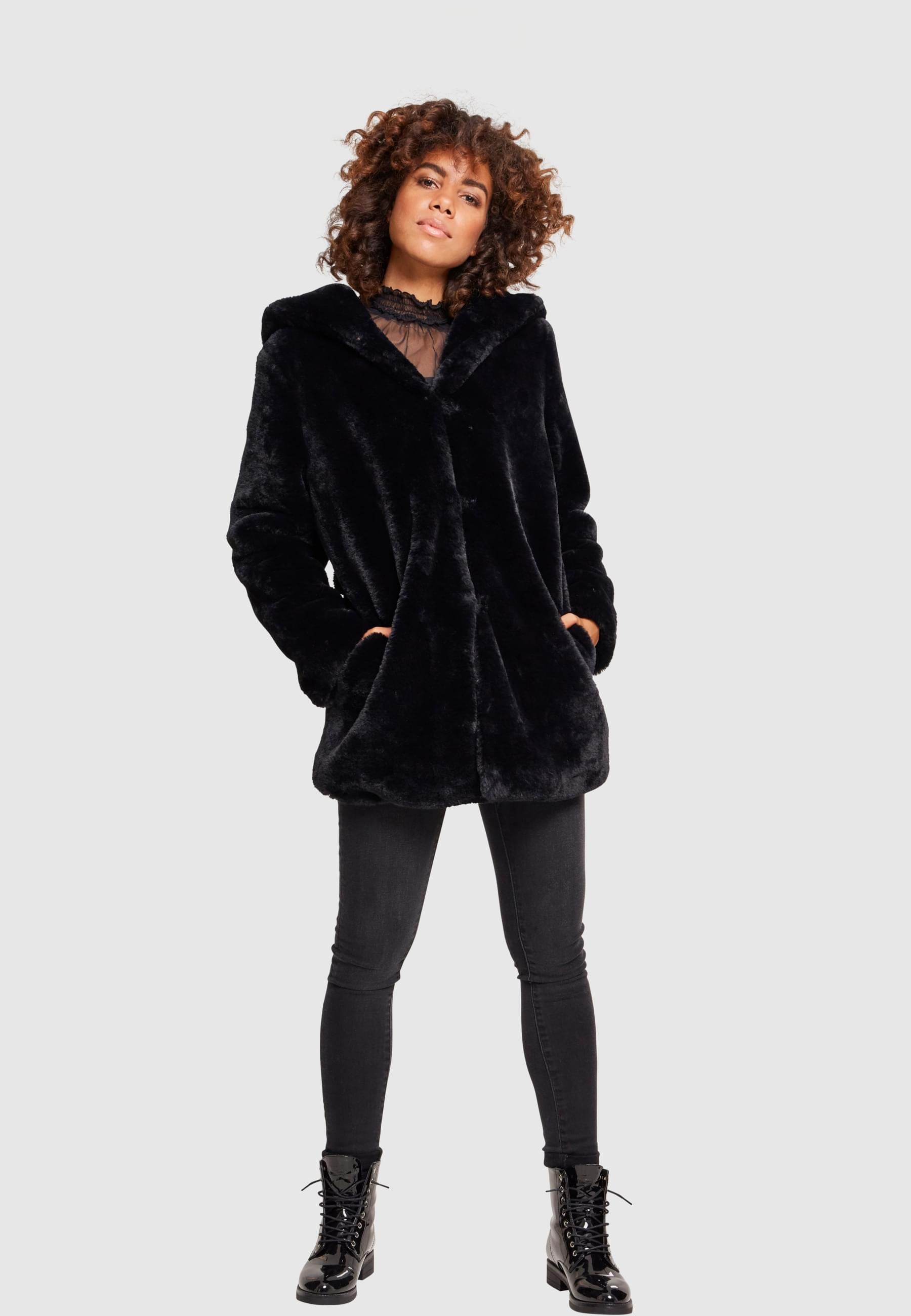 URBAN CLASSICS Parka »Urban Classics Damen Ladies Hooded Teddy Coat«, (1 St.), ohne Kapuze