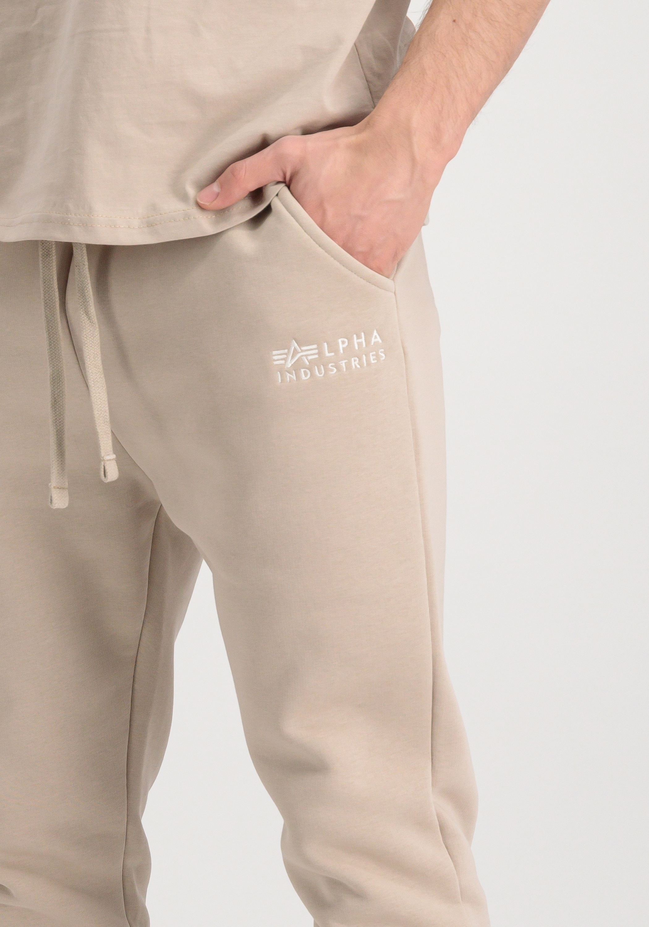 Alpha Industries Jogginghose »Alpha Industries Men - Organics Organics EMB  Jogger« | BAUR