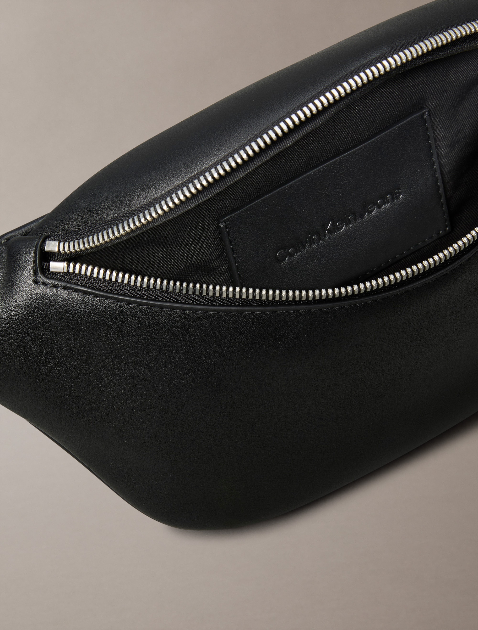 Calvin Klein Jeans Gürteltasche »MONO LOGO WAISTBAG 38«, Herren Bauchtasche, Body Bag, Gürteltasche mit Reißverschluss
