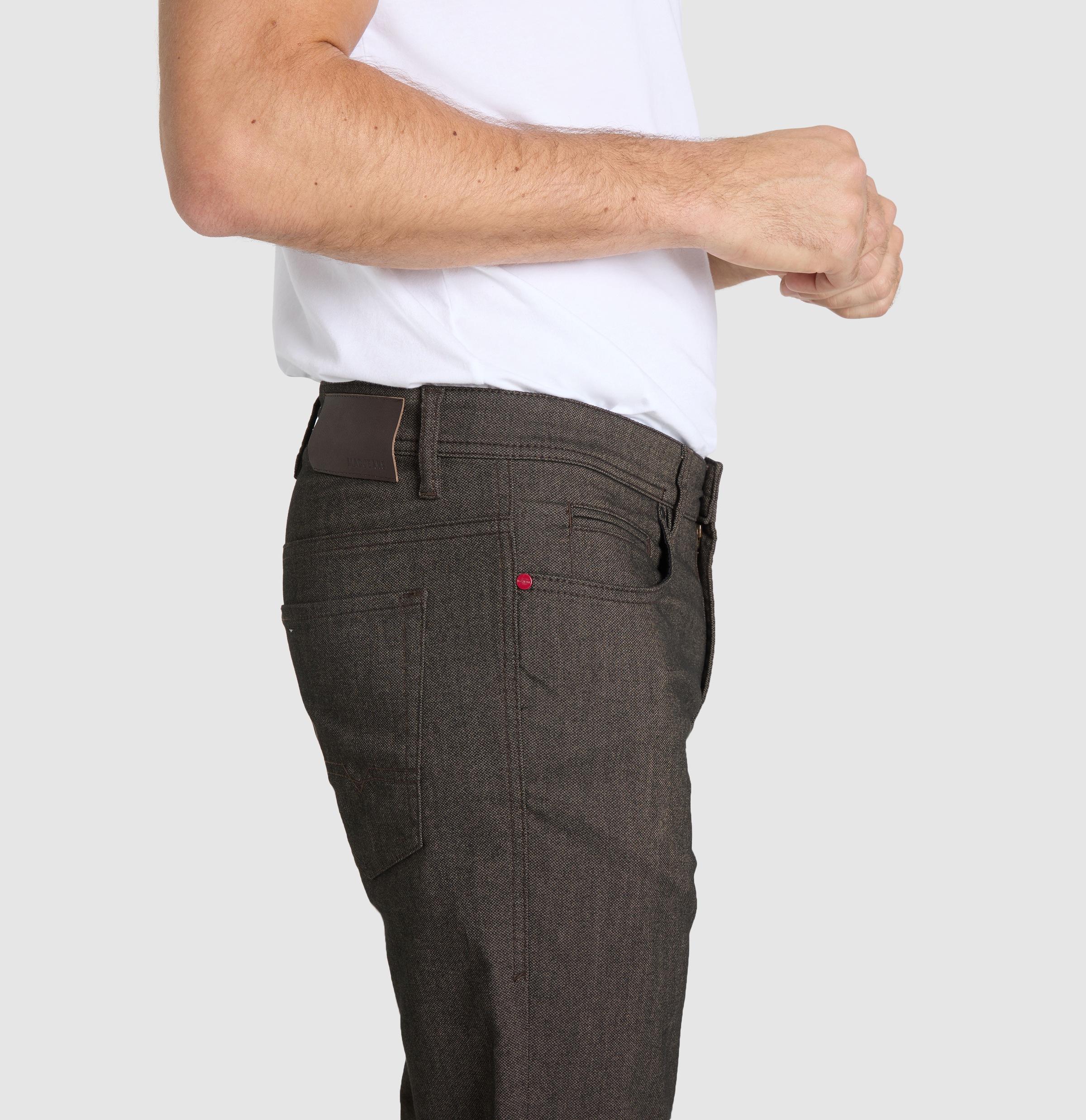 MAC Straight-Jeans »Arne«, in gepflegter Optik, mit Stretch