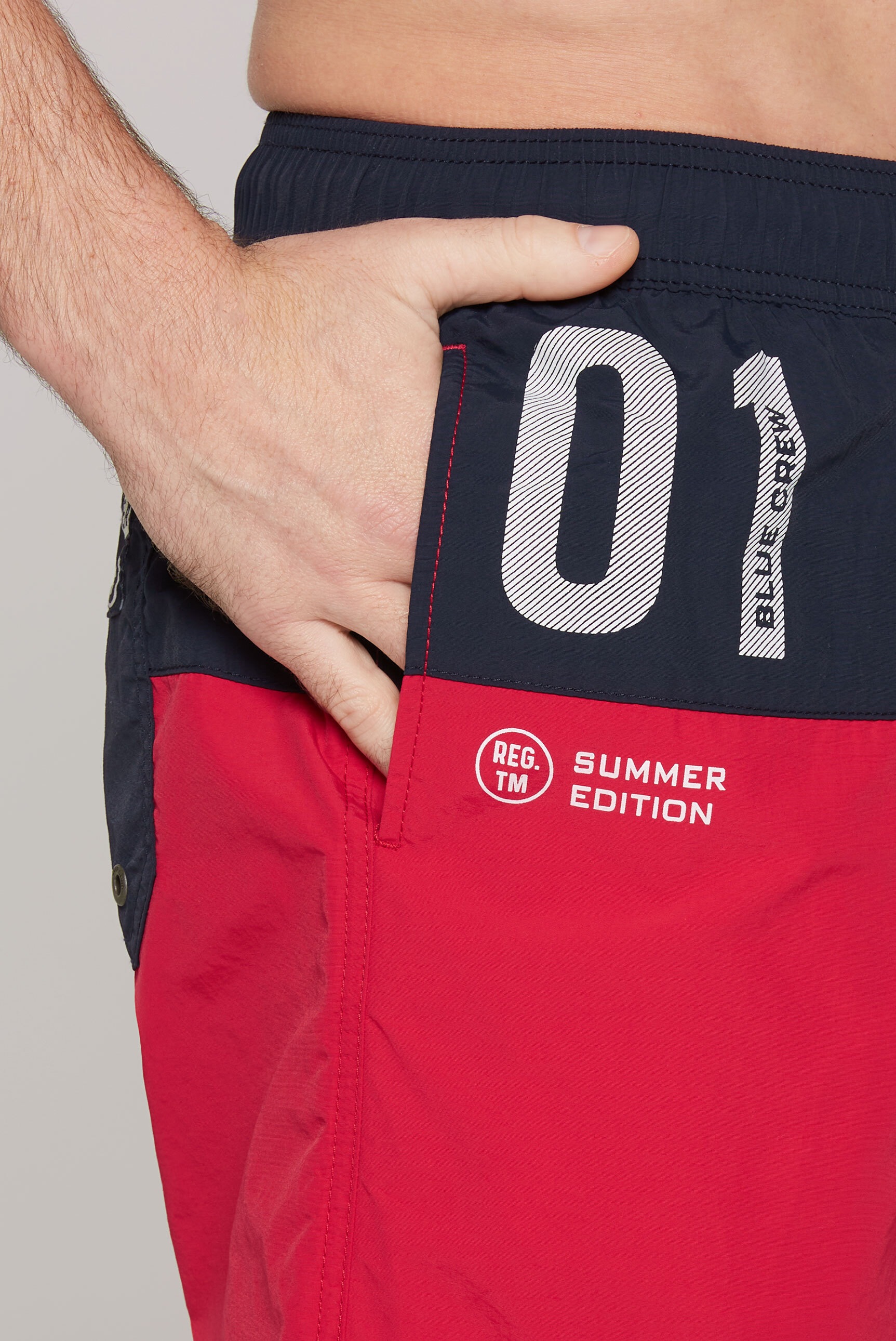 CAMP DAVID Badeshorts, mit Einschubtaschen & einer Gesäßtasche