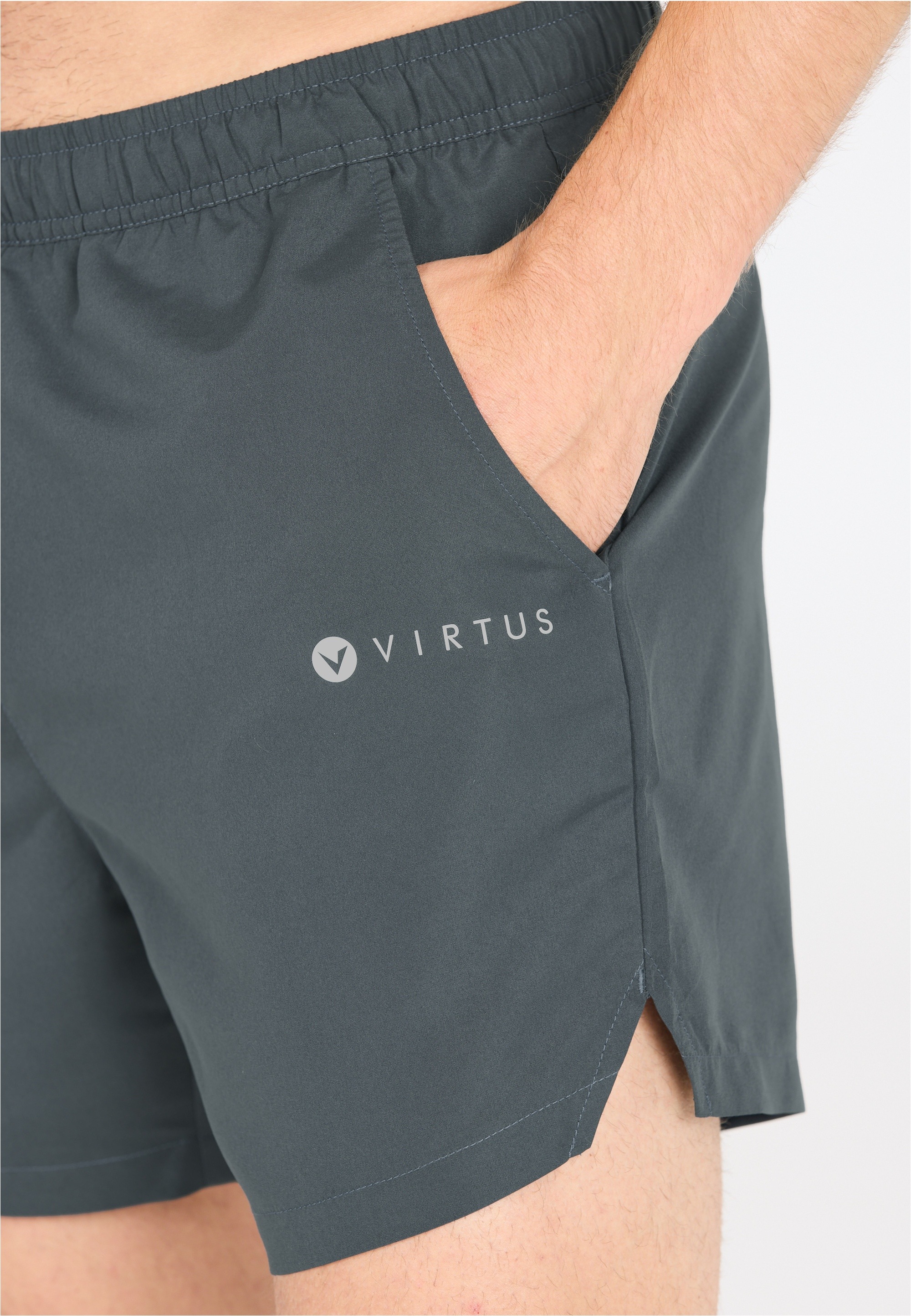 Virtus Badeshorts »Smither«, (1 St.), mit 4-Wege-Stretch