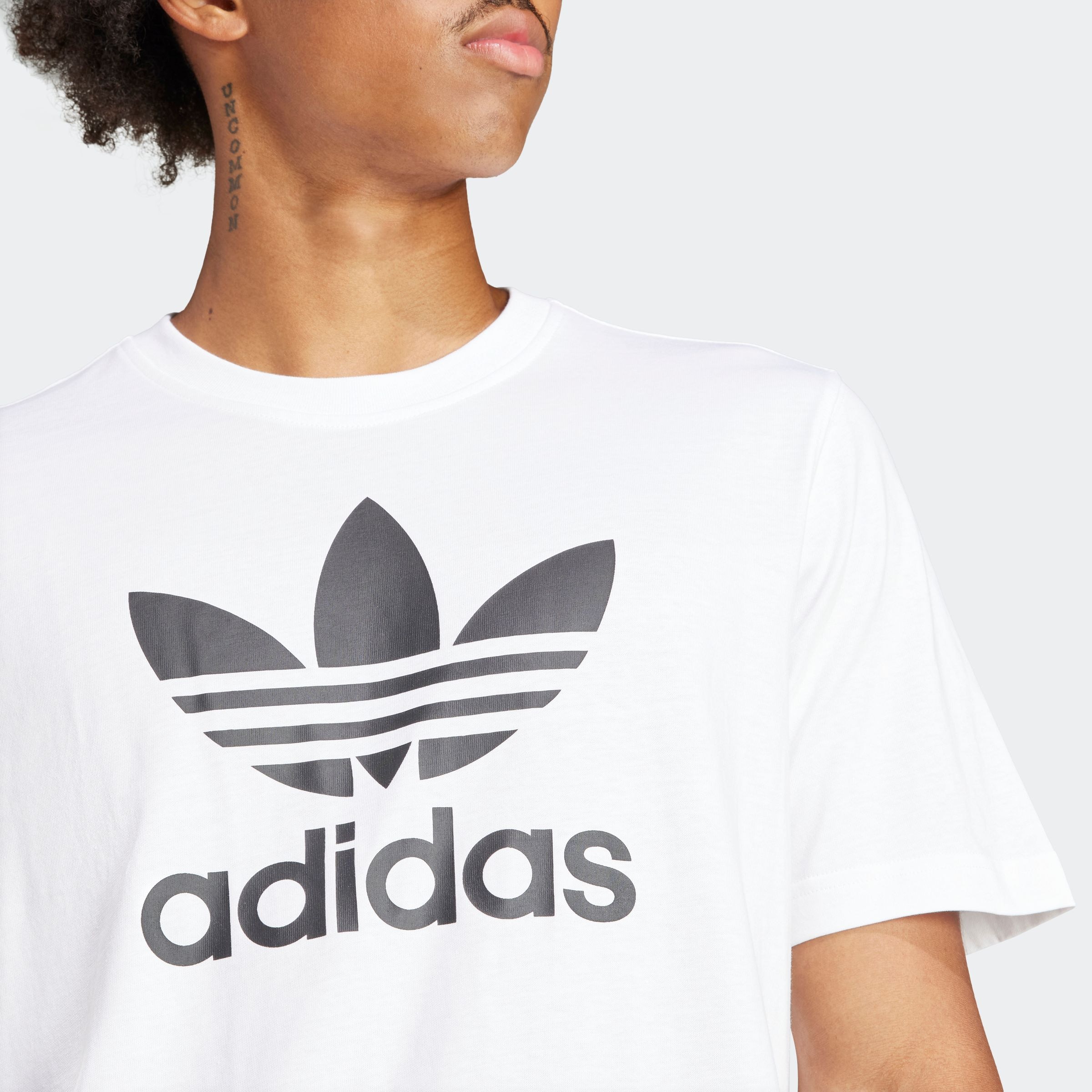 adidas Originals T-Shirt »TREFOIL T-SHIRT«, Basic Shirt mit großem Trefoil Logoprint