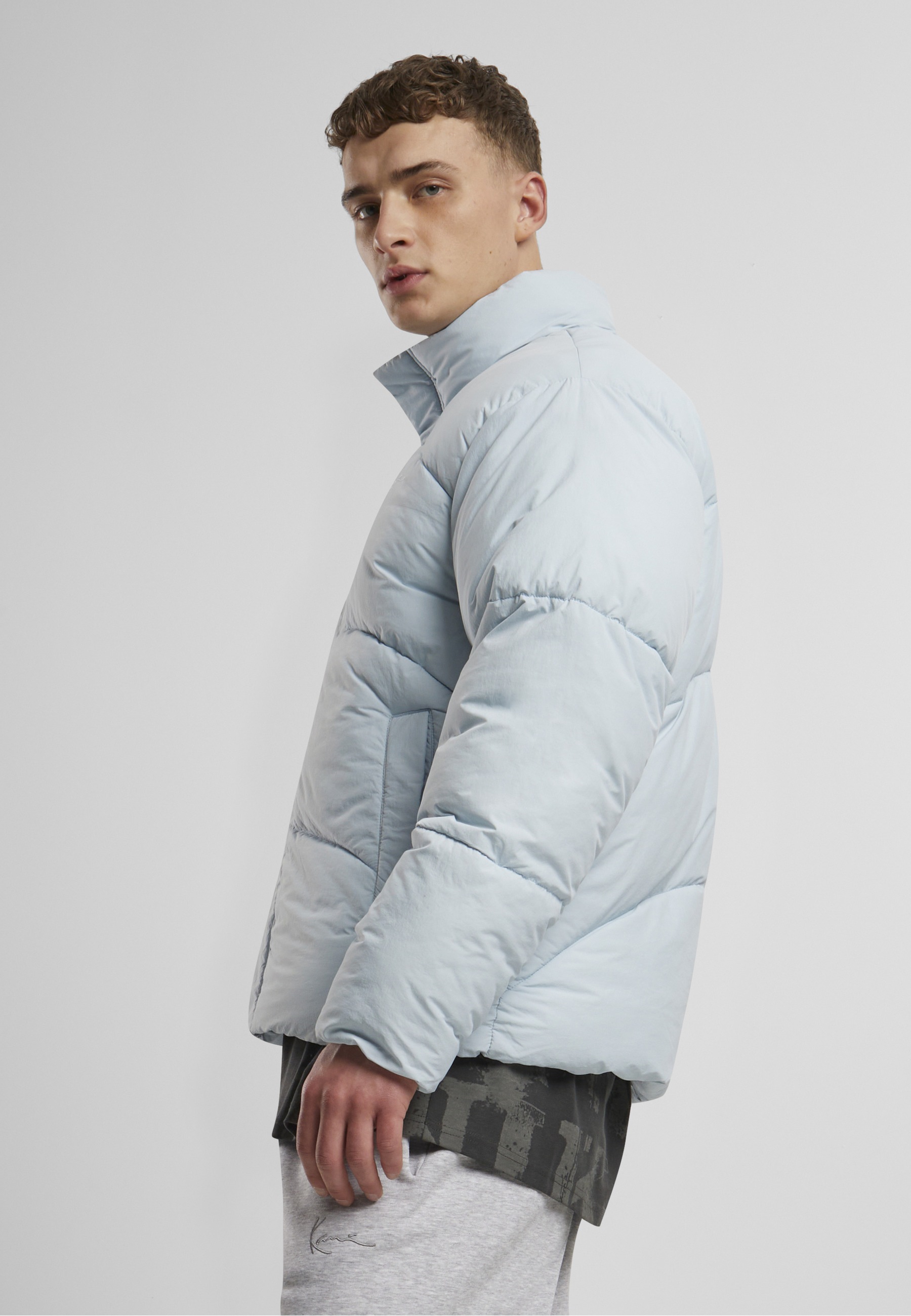 Karl Kani Winterjacke »Karl Kani Karl Kani Small Signature Puffer Jacket« 1 Stk. tlg. ohne Kapuze