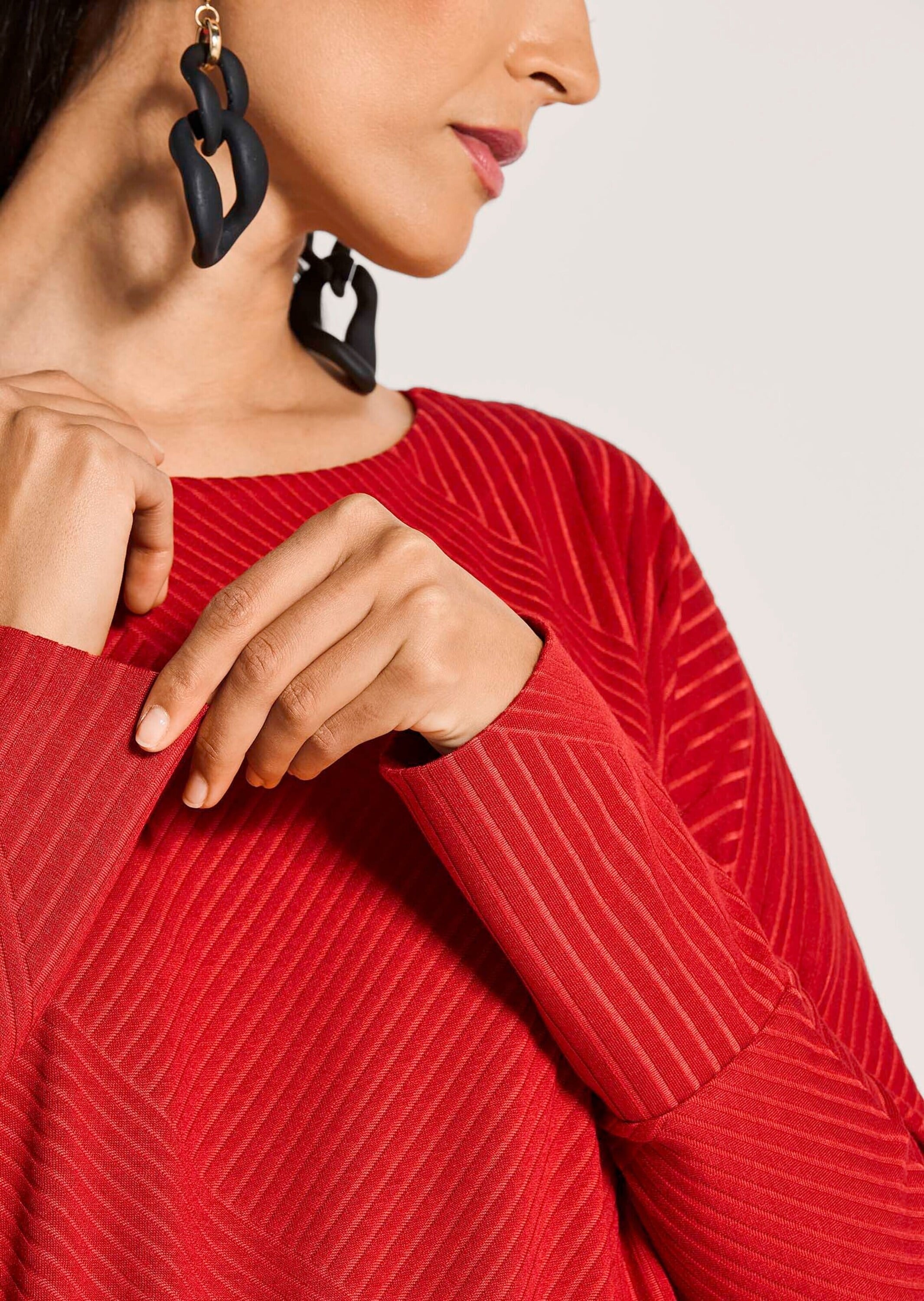 MADELEINE Langarmshirt »Shirt Shirt mit Fledermausärmeln und Struktur«