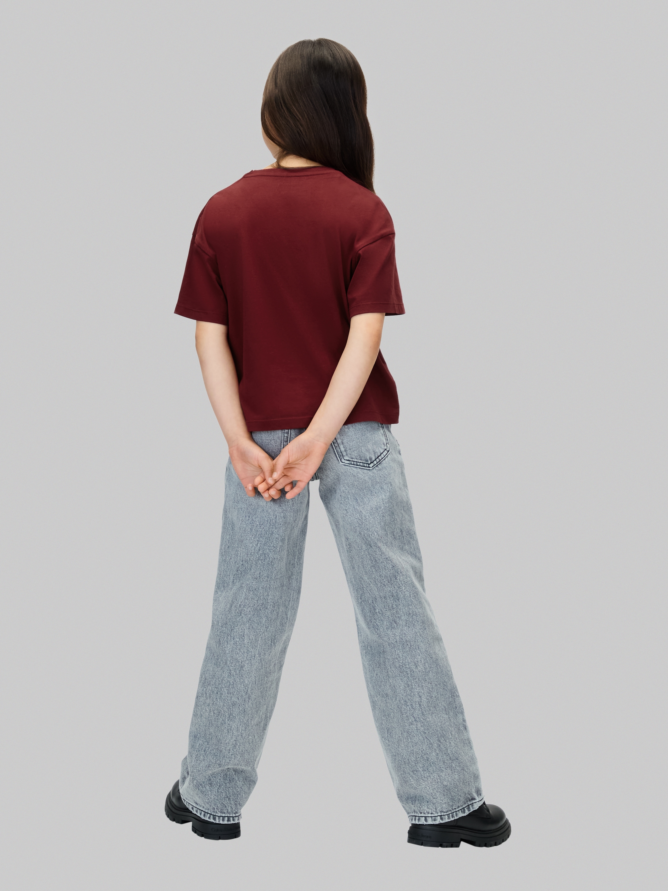 Calvin Klein Jeans T-Shirt »FESTIVE GRAPHIC SS T-SHIRT«, für Kinder bis 16 Jahre, Glitzer-Druck