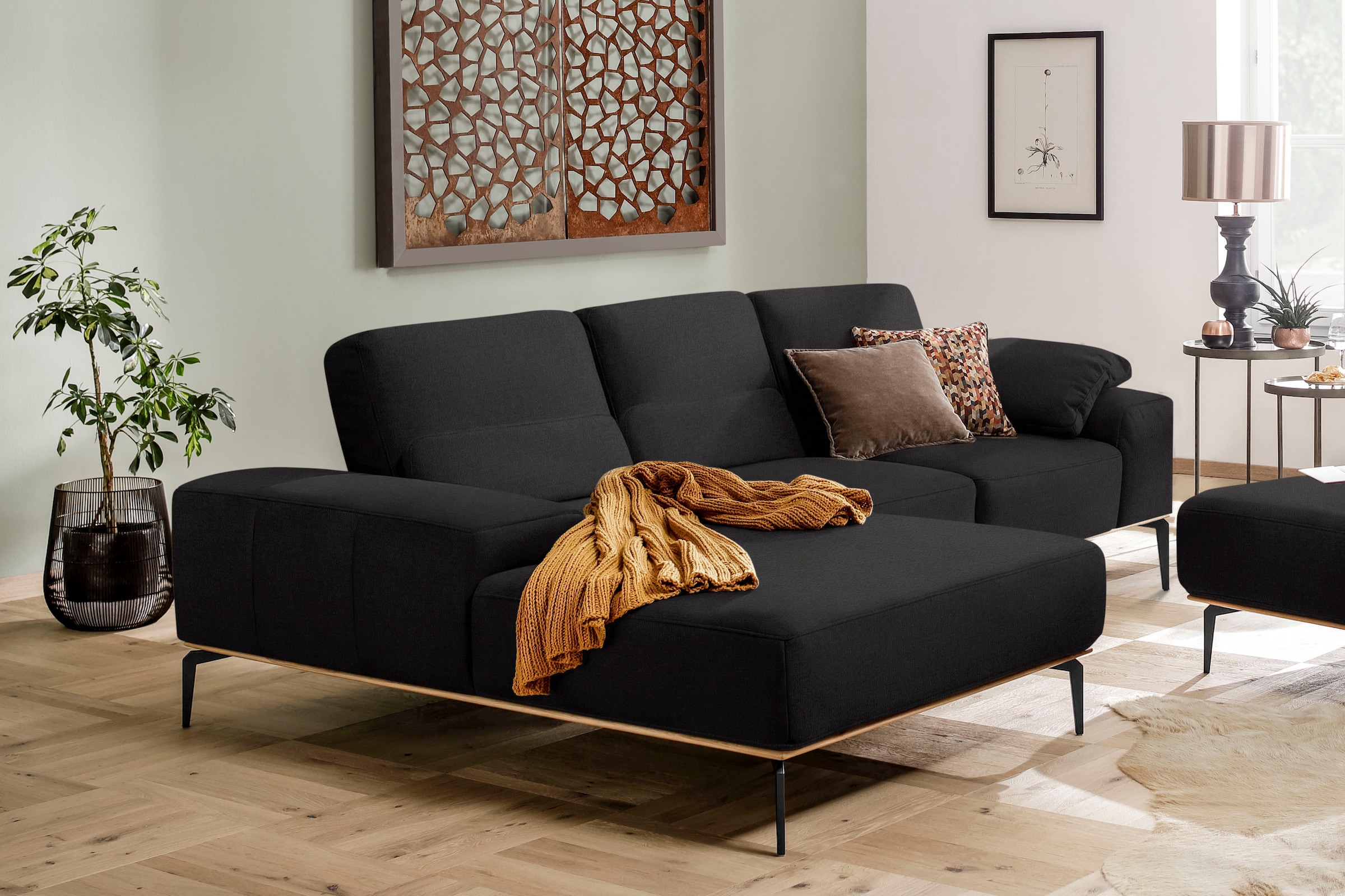 W.SCHILLIG Ecksofa "run, Designsofa mit tollem Sitzkomfort, bequem, L-Form" mit Holzsockel, Füße in Schwarz pulverbeschichtet, Breite 279 cm