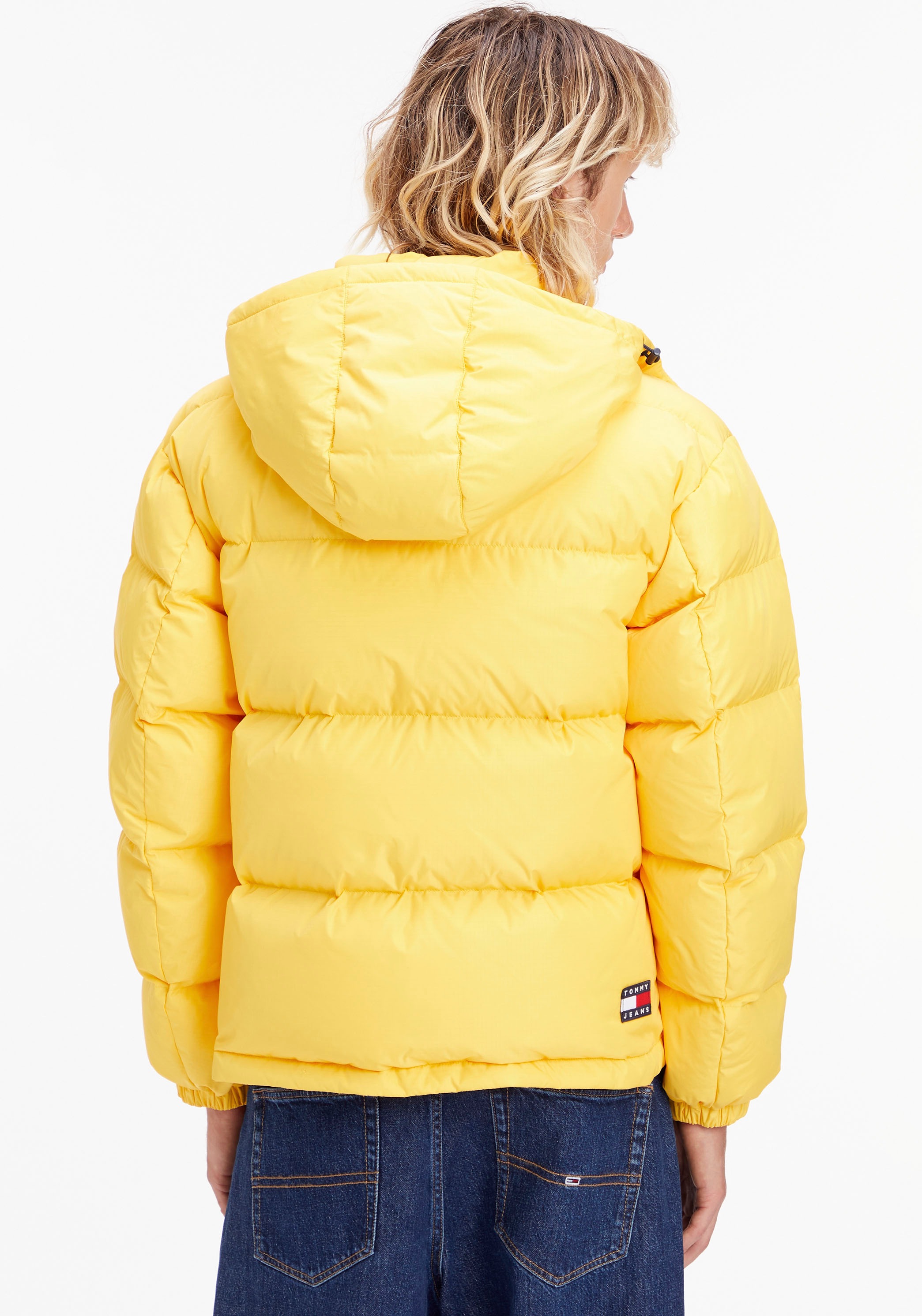 Tommy Jeans Steppjacke "TJM ALASKA PUFFER" mitKapuze mit Markenlabel günstig online kaufen