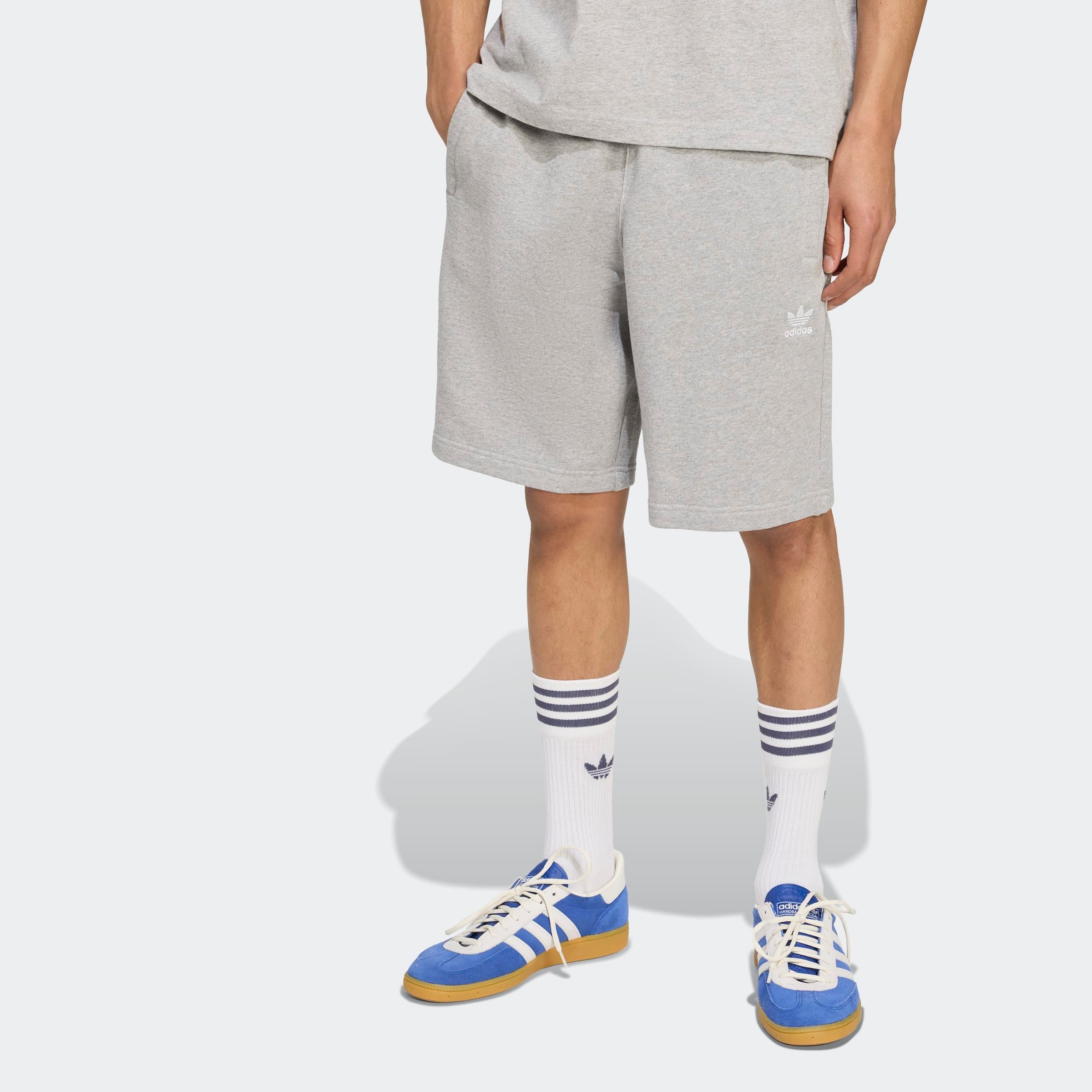 adidas Originals Shorts "ESS SHO", (1 tlg.), Essential Sweat Shorts mit Log günstig online kaufen