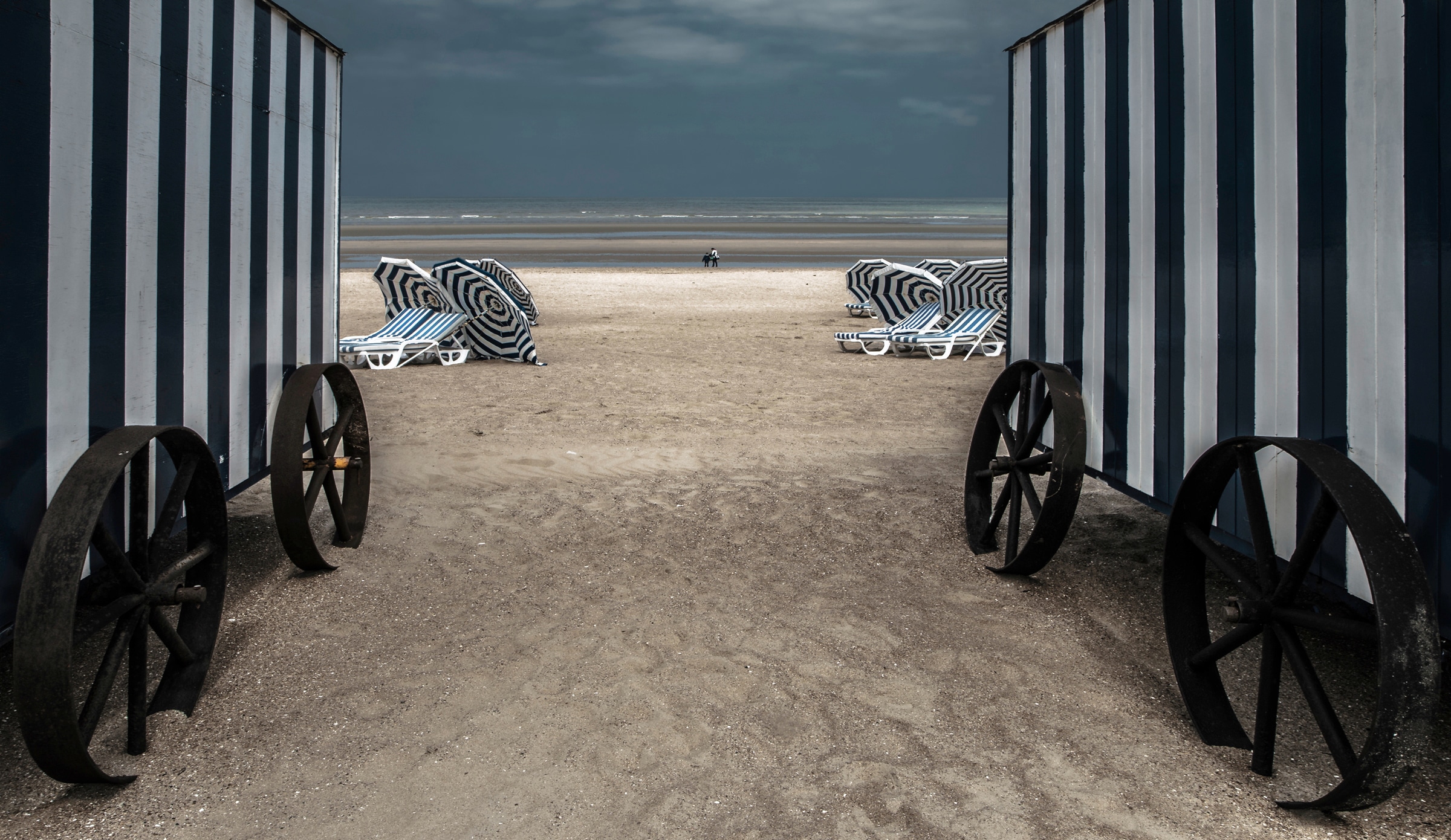 Papermoon Fototapete "Photo-Art GILBERT CLAES, LA VISANTE"