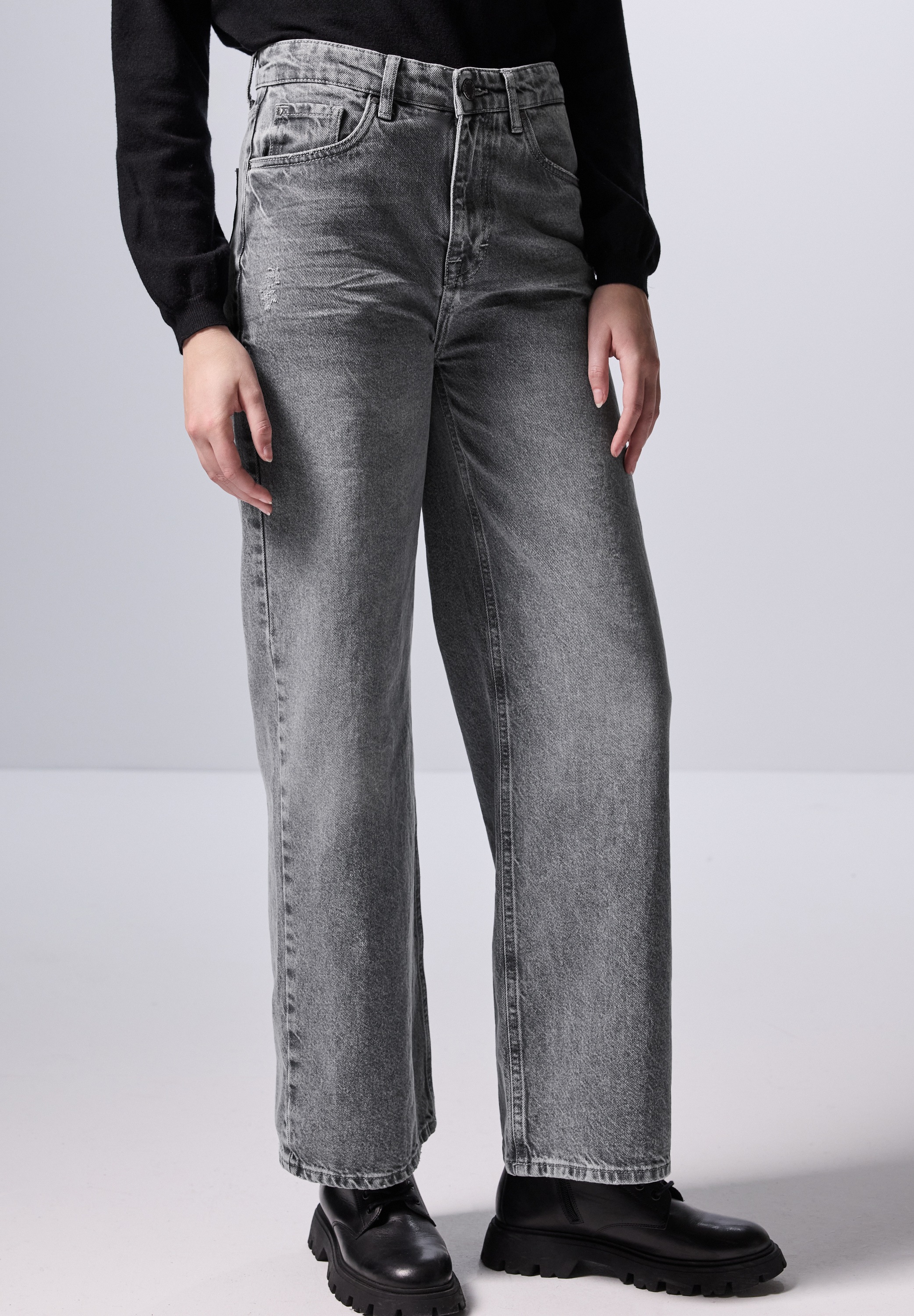 STREET ONE STUDIO Loose-fit-Jeans, aus Baumwolle mit Stretchanteil günstig online kaufen