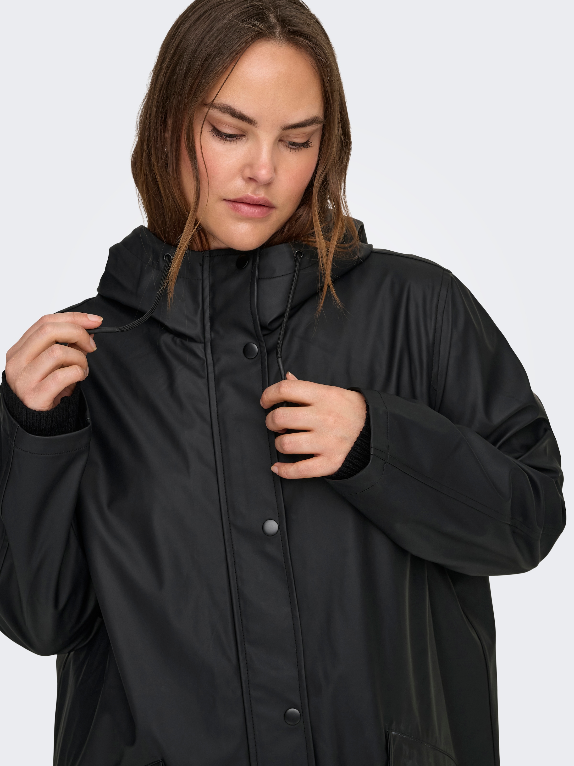 ONLY CARMAKOMA Regenmantel »CARELISA LIFE RAINCOAT ZIP OTW NOOS« wasserabweisende Beschichtung