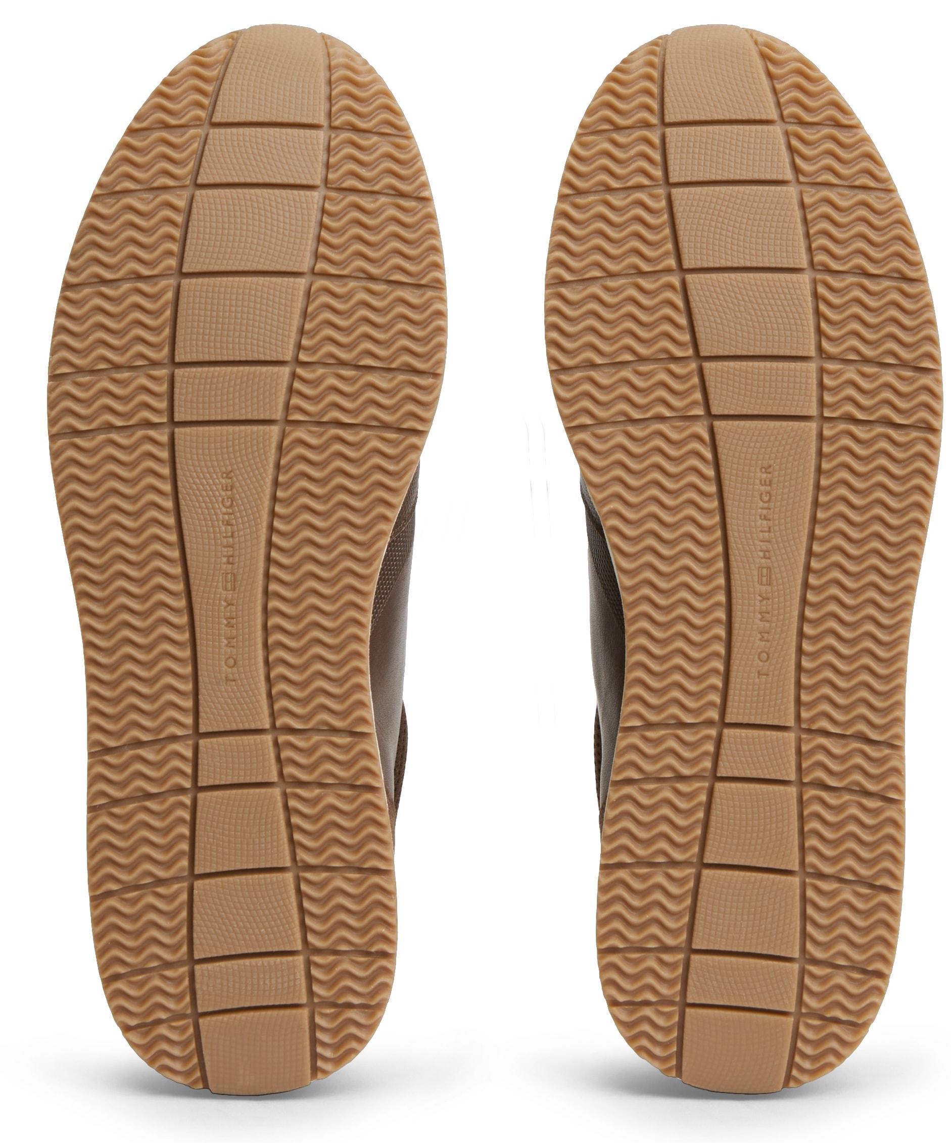 Tommy Hilfiger Sneaker »TH DRESSY RUNNER SUEDE MIX«  Schnürschuh, Halbschuh, Freizeitschuh mit Logoschriftzug