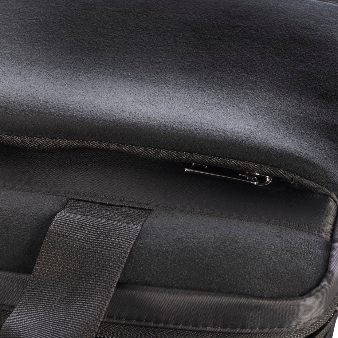 Hama Laptoptasche »Laptoptasche 34-36 cm (13.3"-14.1"), Tabletfach bis 28 cm (11"), samt«