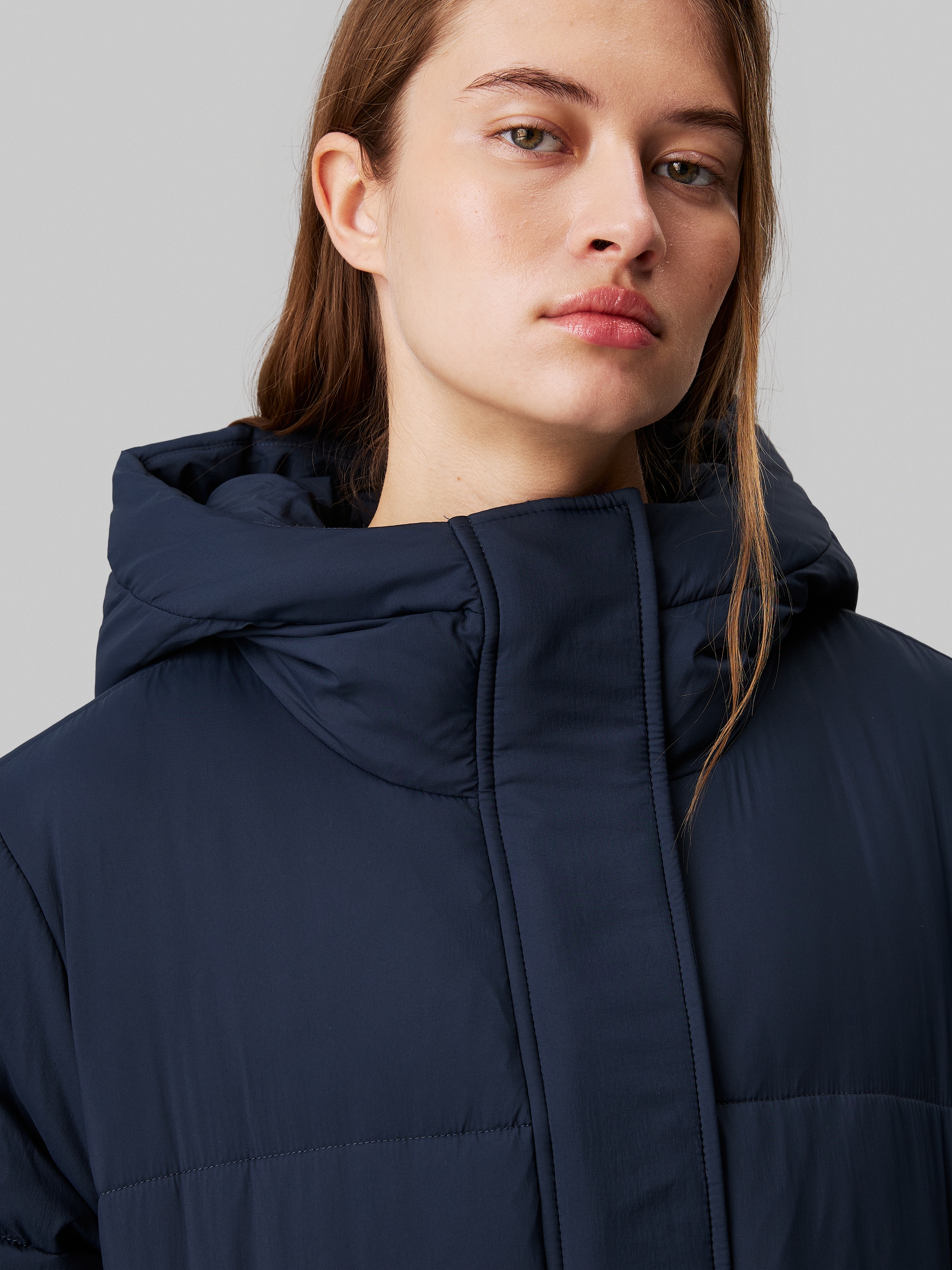 Calvin Klein Jeans Steppjacke "LOGO BELT LONG PUFFER", mit Kapuze, mit Gürt günstig online kaufen