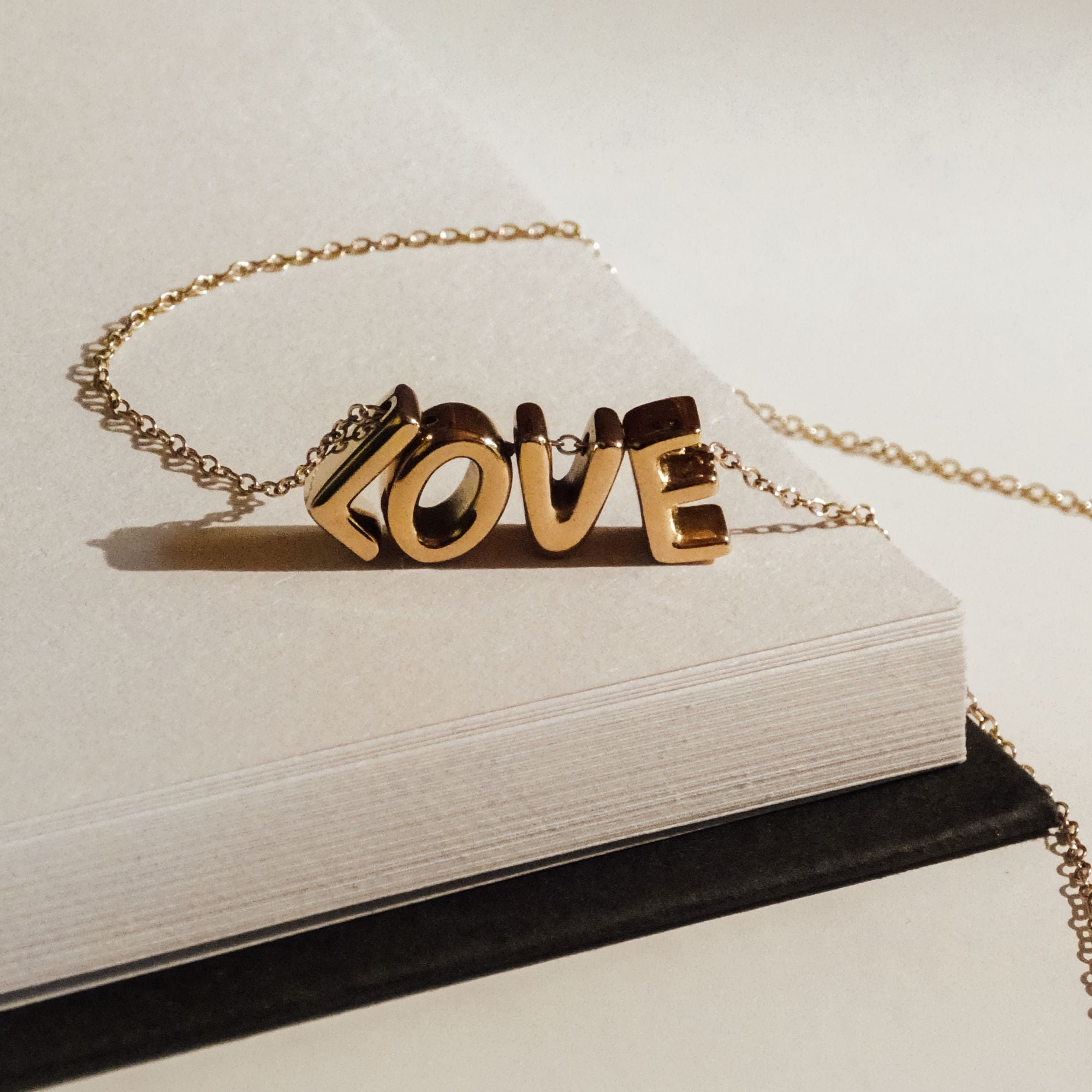 Echtzeit Kette mit Anhänger »Schmuck Geschenk Edelstahl Halskette Love Letters«