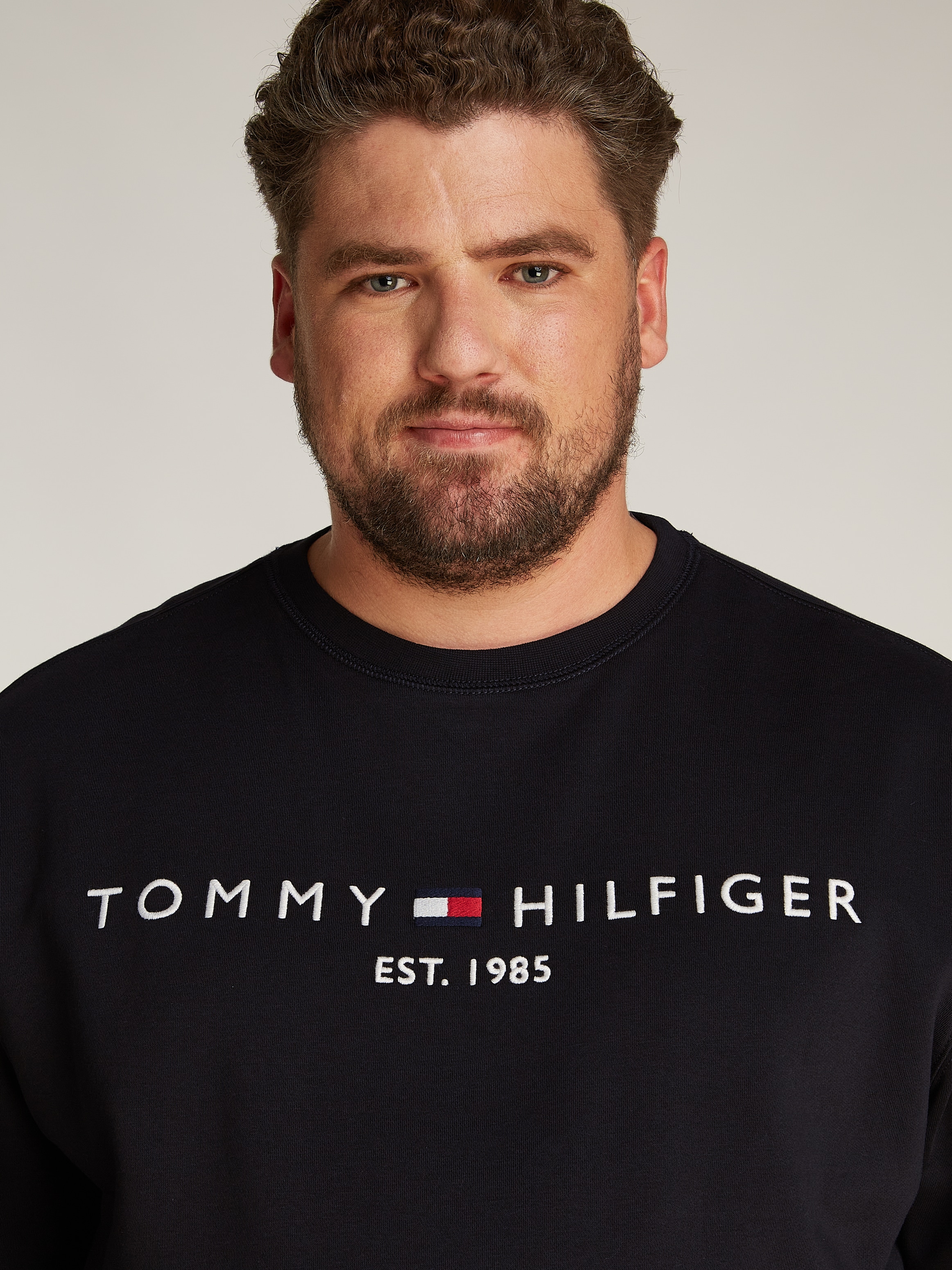 Tommy Hilfiger Big & Tall Sweatshirt »BT-TOMMY LOGO SWEATSHIRT-B«, in Großen Größen, mit Logodruck