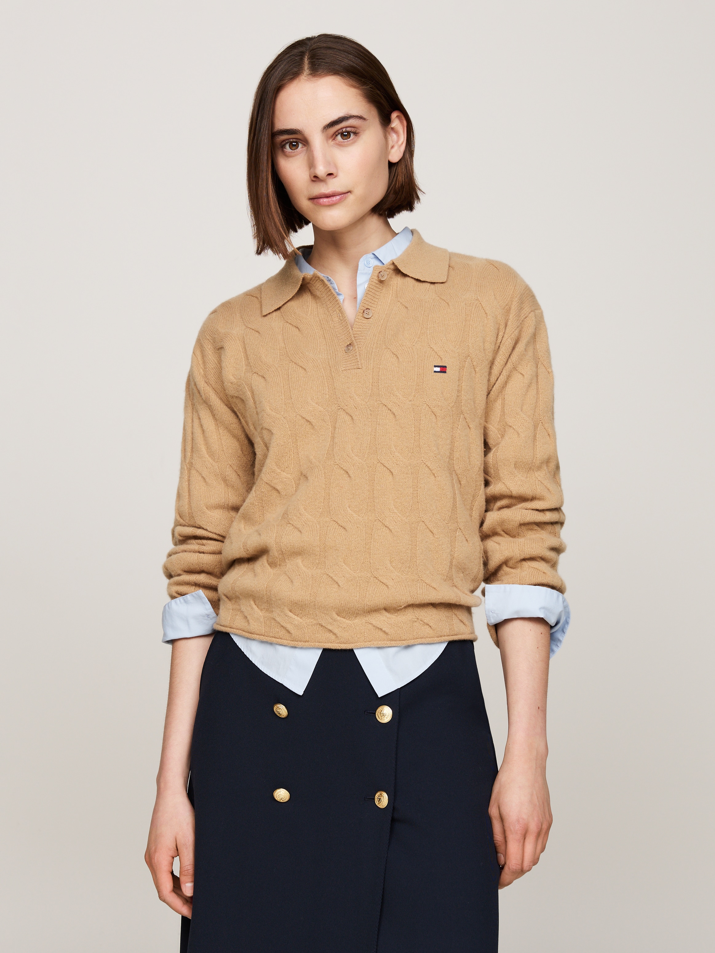 Tommy Hilfiger Polokragenpullover "SOFT WOOL CABLE POLO SWEATER", mit Kragen & Knopfleiste, Zopfmuster allover